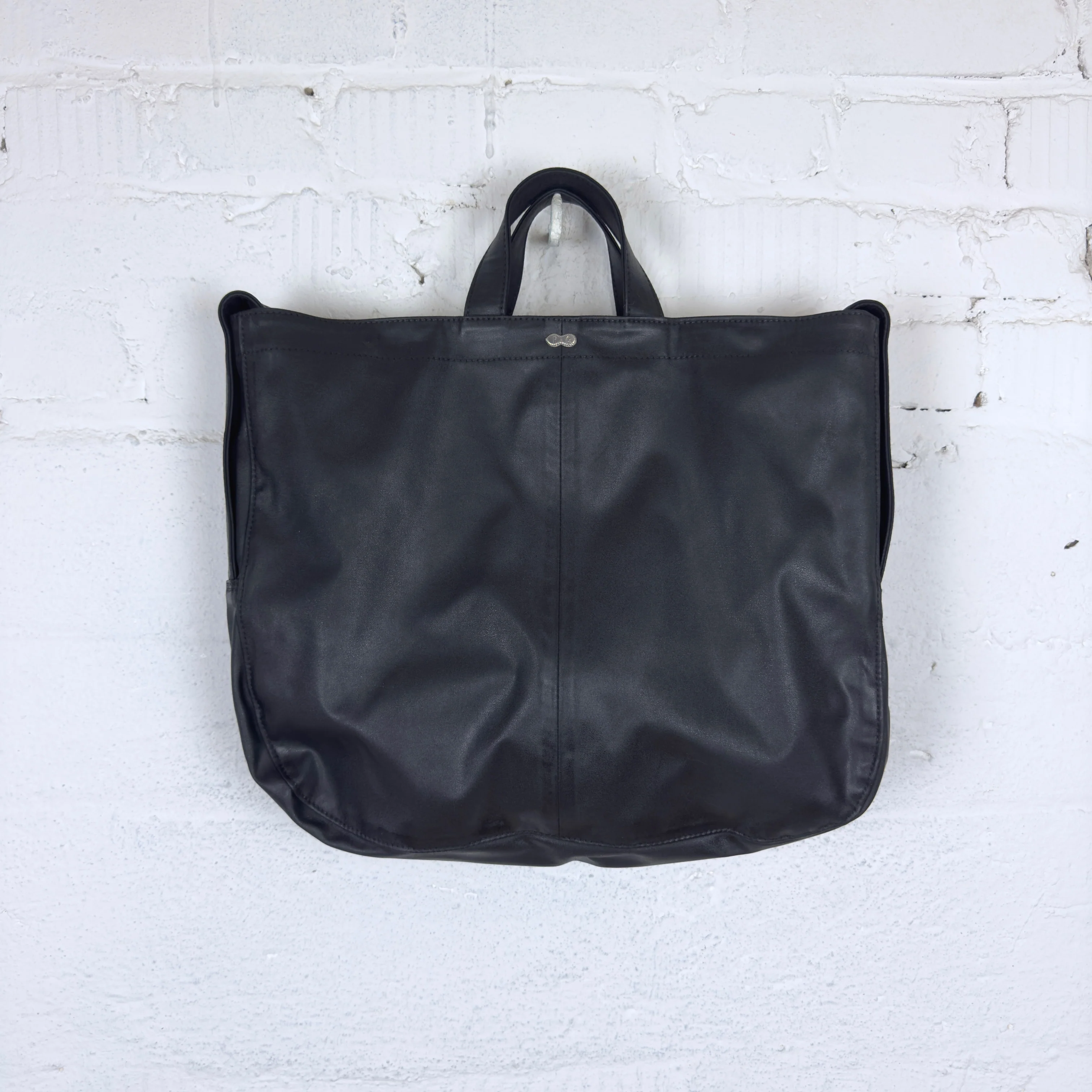 addict clothes x vasco | acv-bg06wx-pnt waxed cotton newspaper bag - Image 3