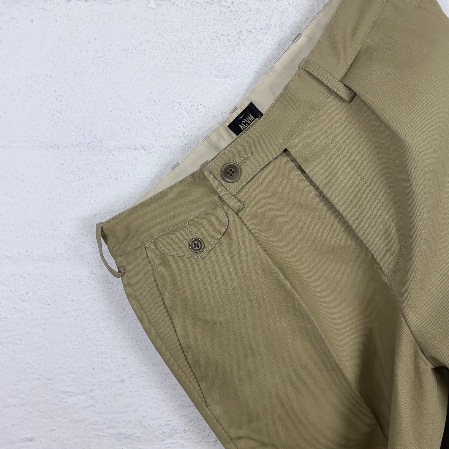 addict clothes | acv-tr02kt single-pleated katsuragi cotton army trousers - beige - Image 4