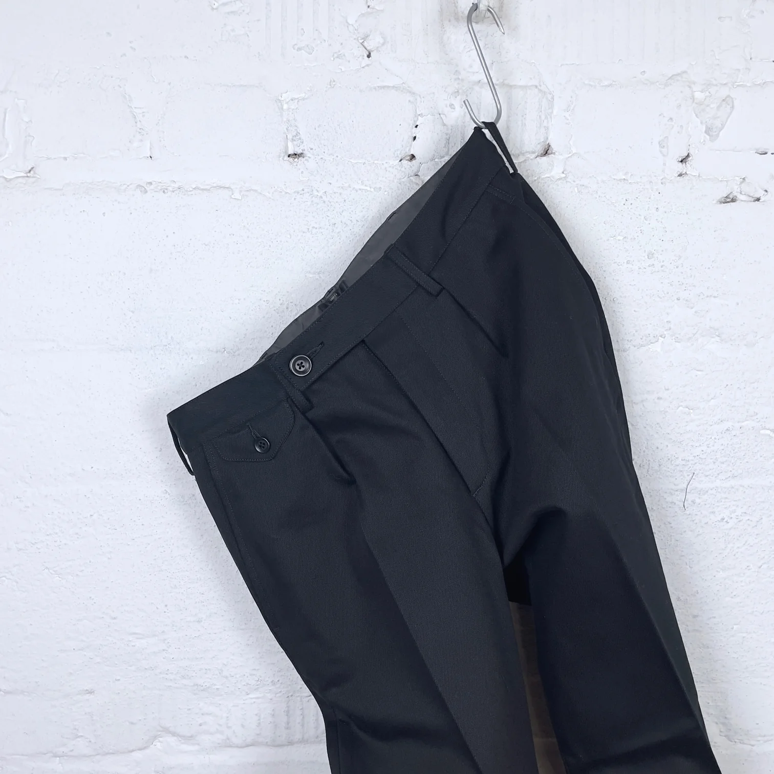 addict clothes | acv-tr02kt single-pleated katsuragi cotton army trousers - black - Image 5