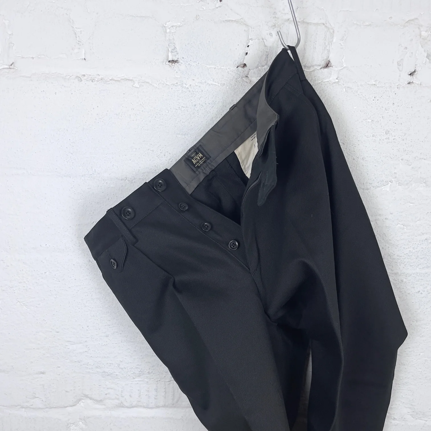 addict clothes | acv-tr02kt single-pleated katsuragi cotton army trousers - black - Image 6