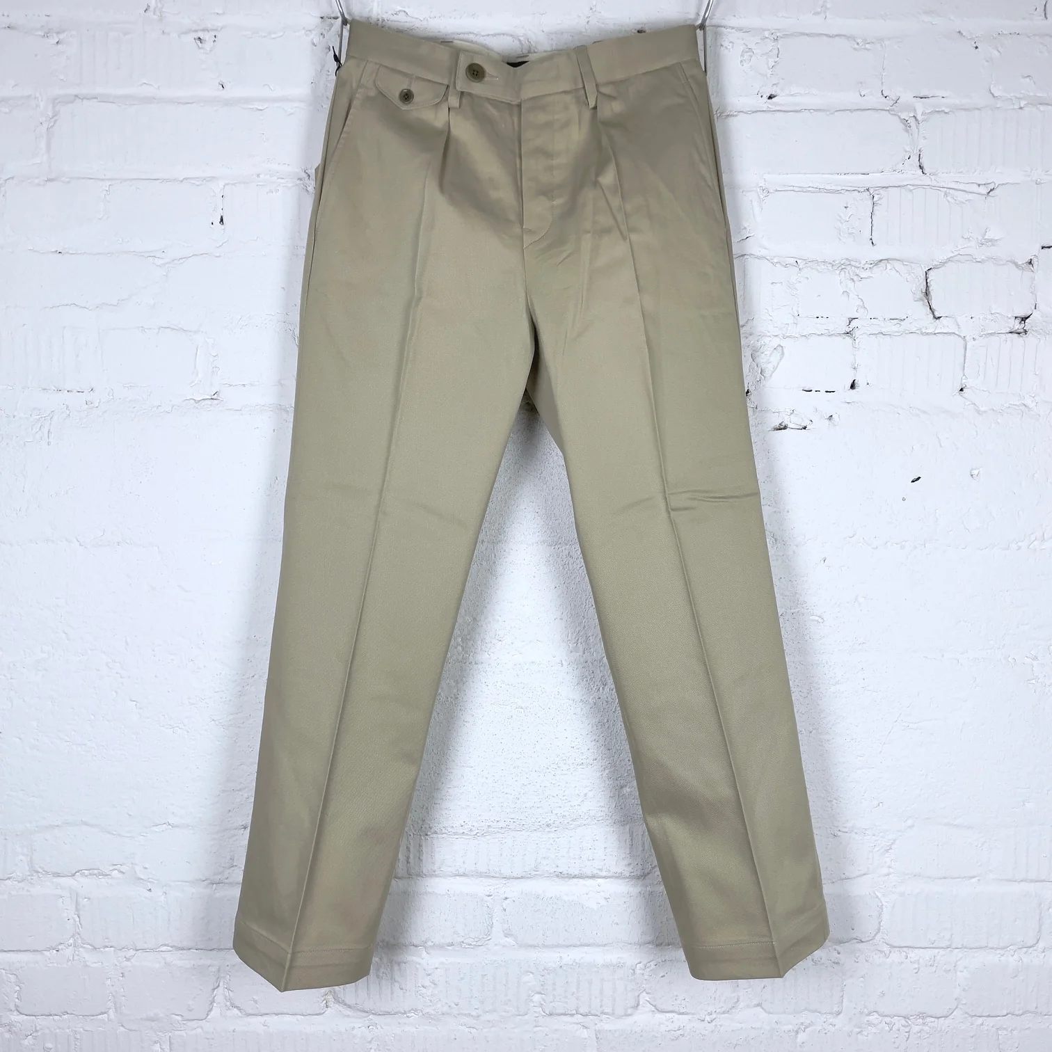 addict clothes | acv-tr02tw single pleated cotton twill trousers - beige - Image 4