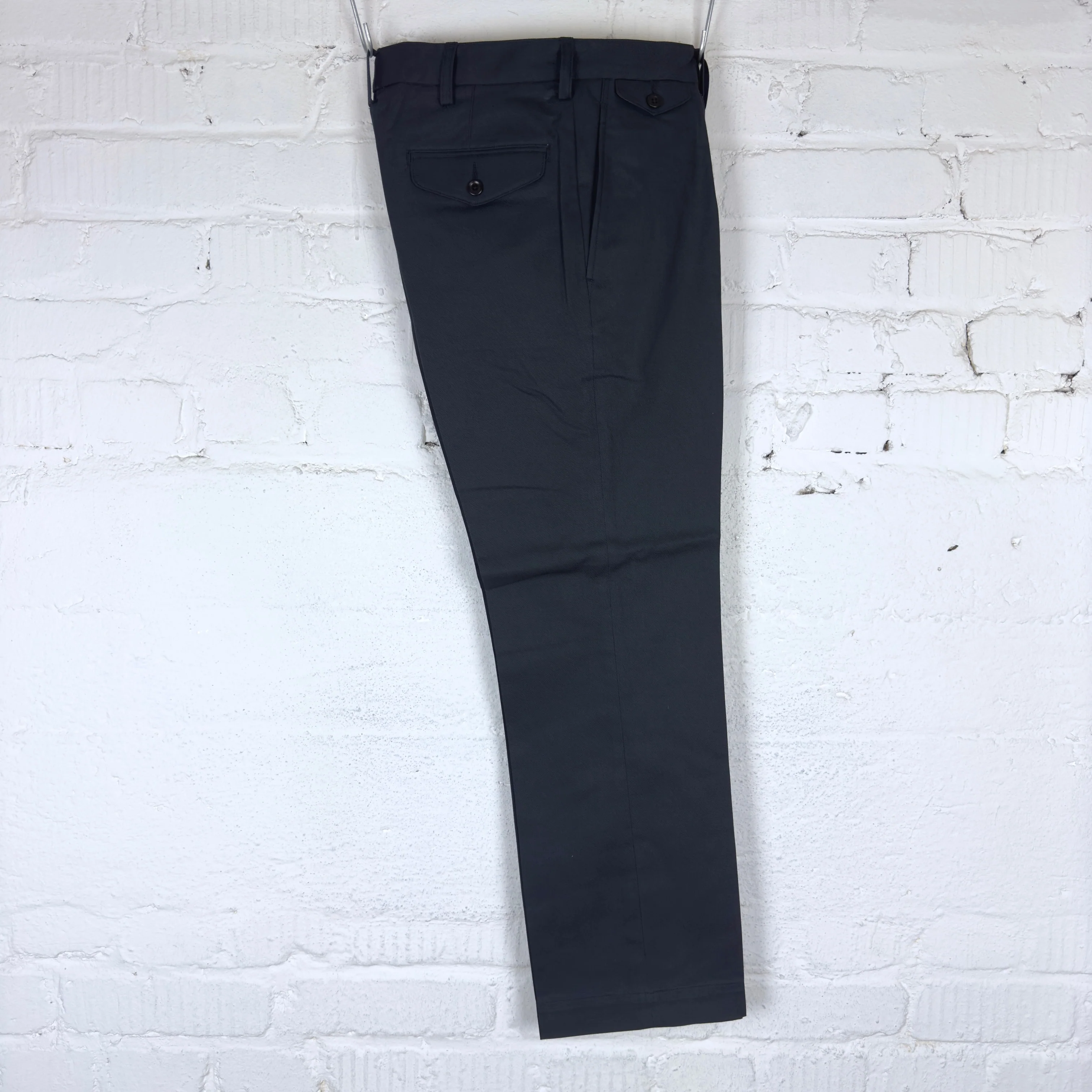 addict clothes | acv-tr02tw single pleated cotton twill trousers - d.navy