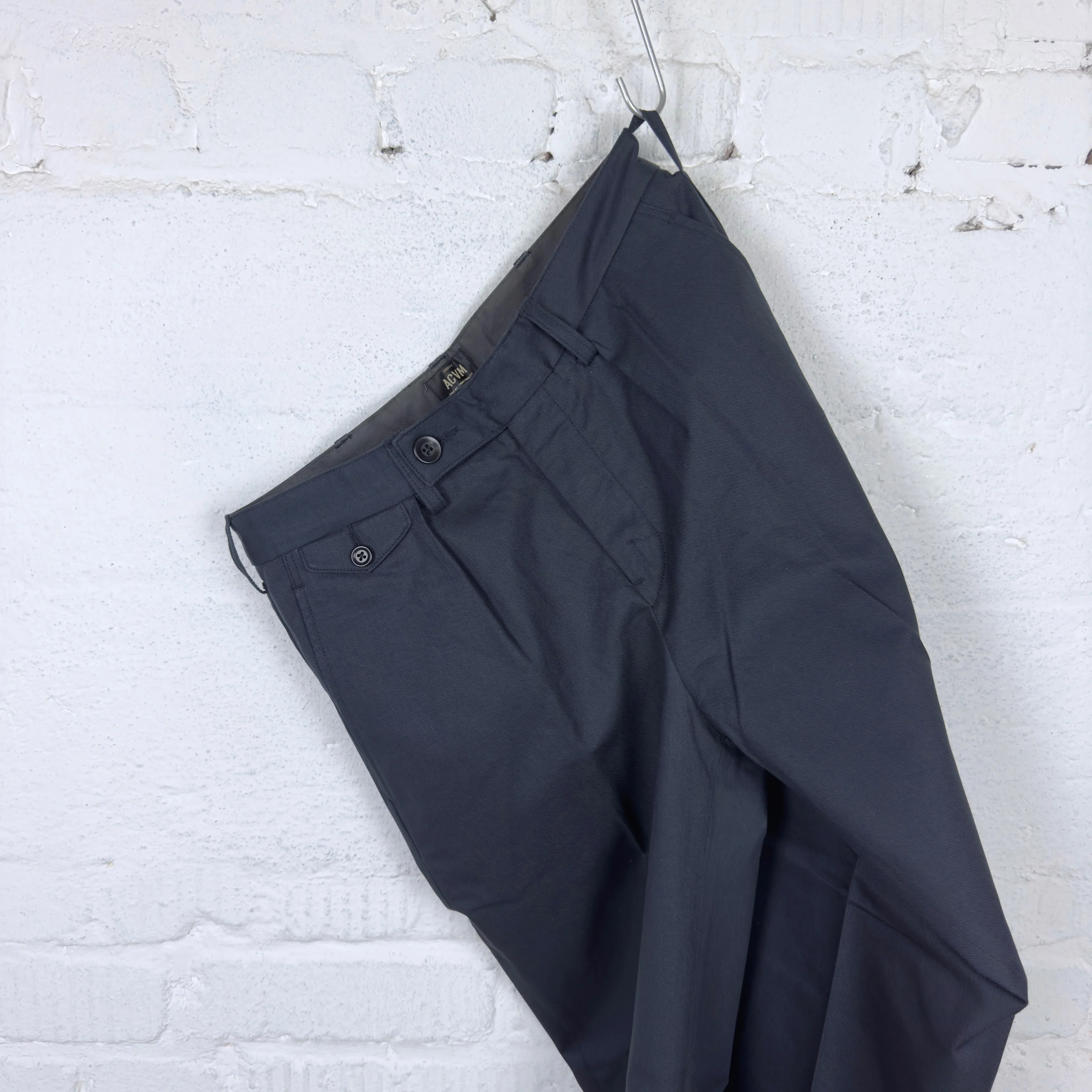 addict clothes | acv-tr02tw single pleated cotton twill trousers - d.navy - Image 4