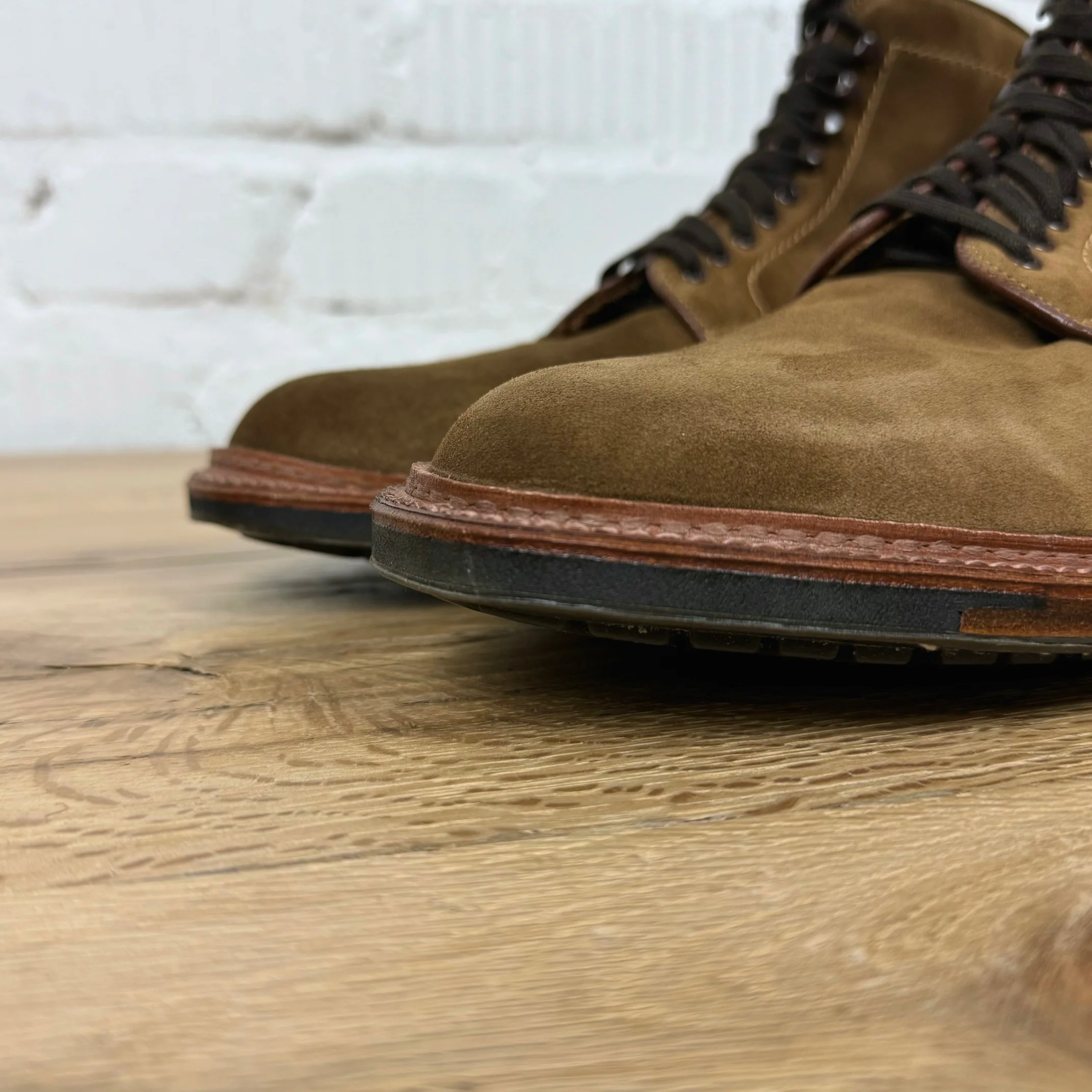 alden | 4511hc plain toe boot in snuff suede - Image 4
