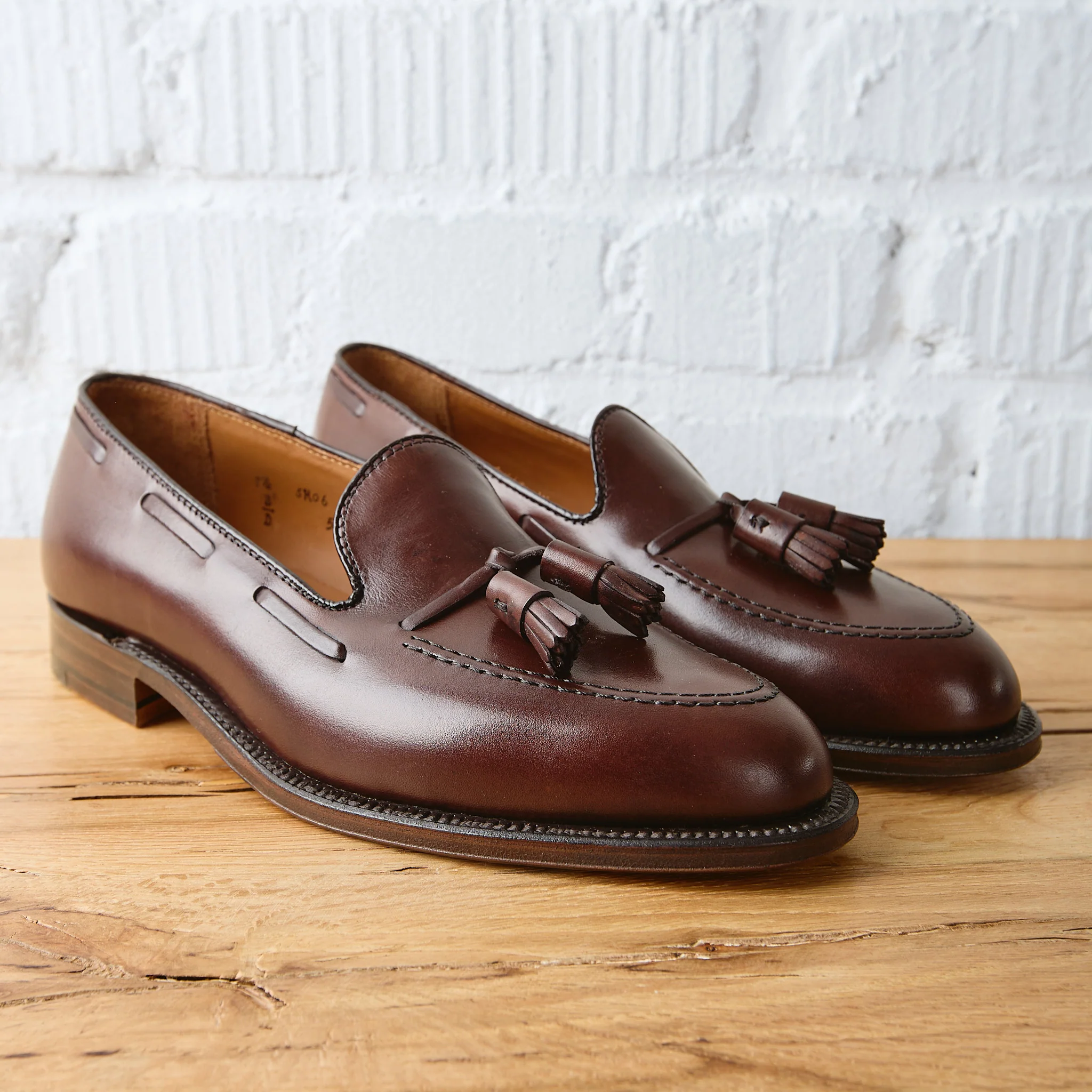 alden | 561 tassel loafer dark brown calfskin - Image 3