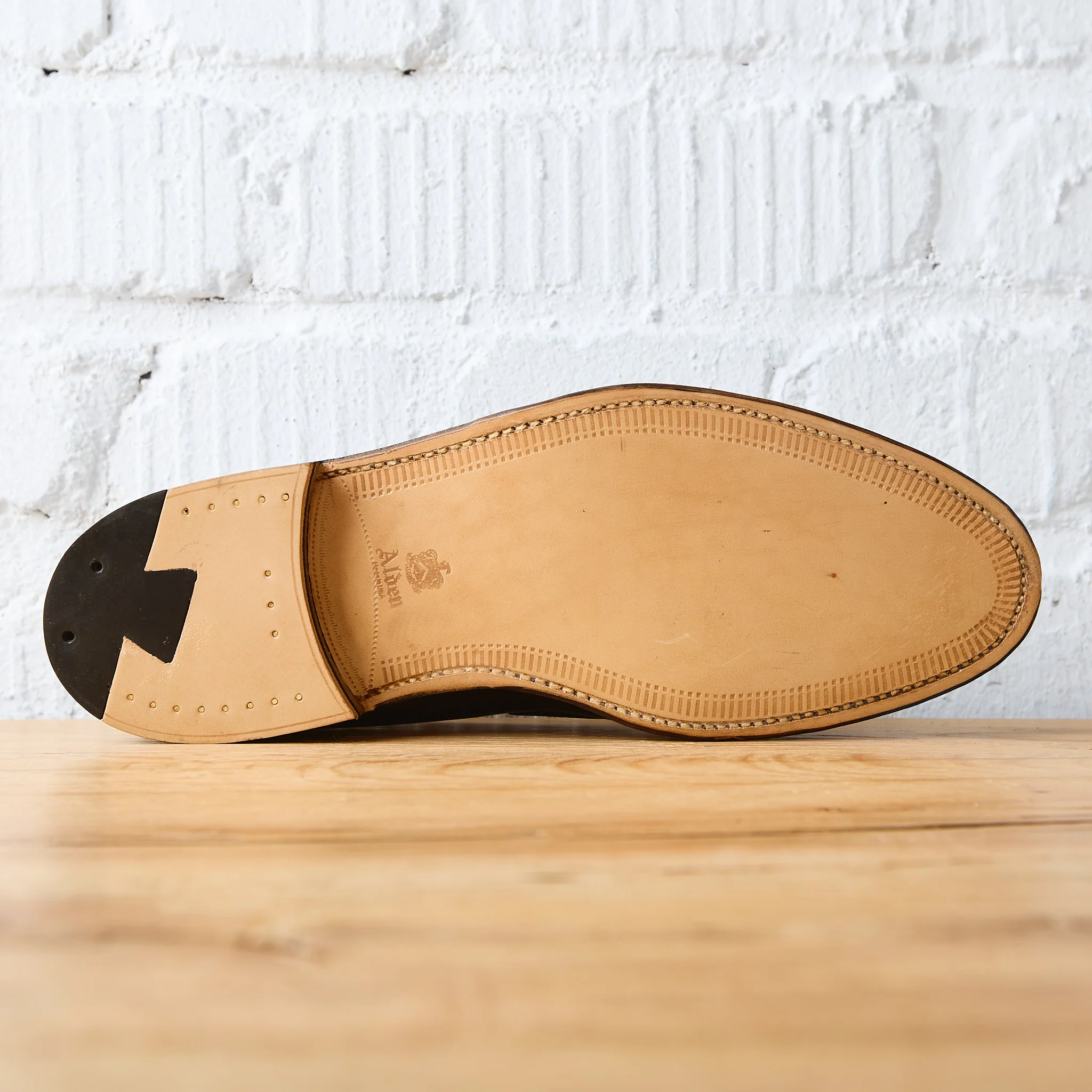 alden | 561 tassel loafer dark brown calfskin - Image 4