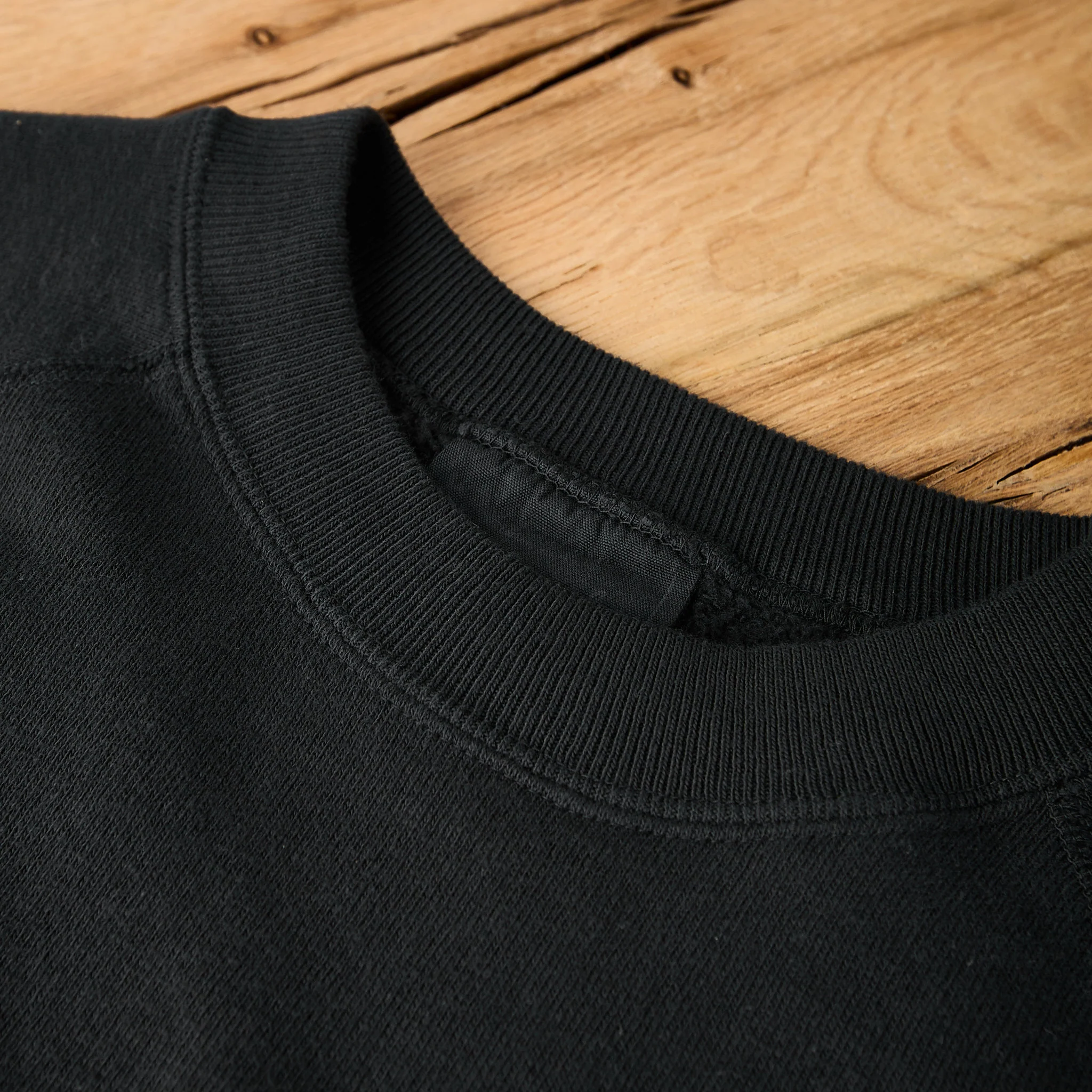 allevol | loopwheel easy sweatshirt black - Image 3