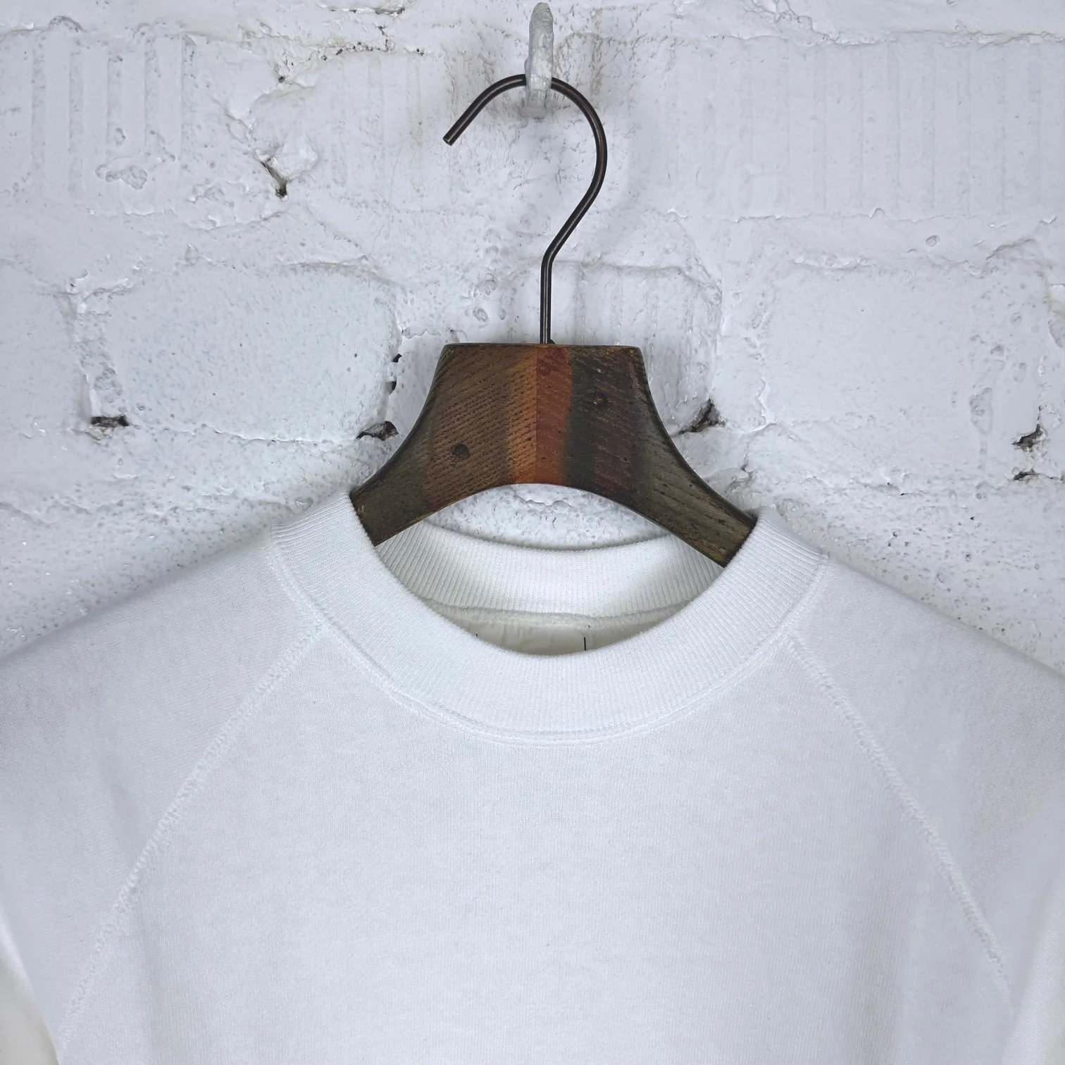 allevol | loopwheel easy sweatshirt white - Image 3