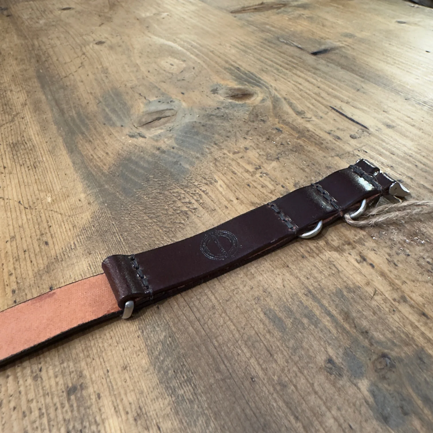 barnes & moore | nato watch strap horween shell cordovan oxblood - 18mm - Image 7