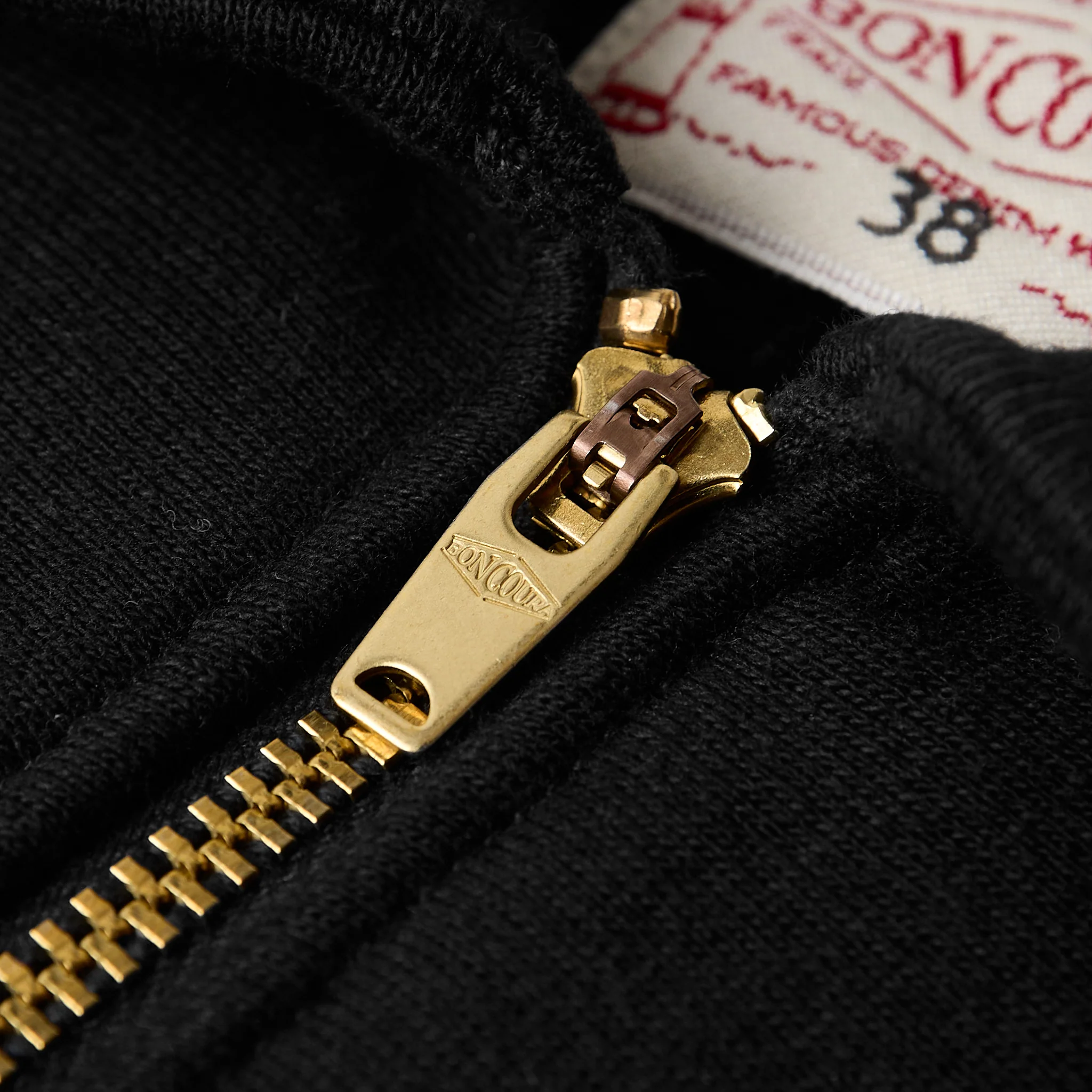 boncoura | half zip sweatshirt - black - Image 4