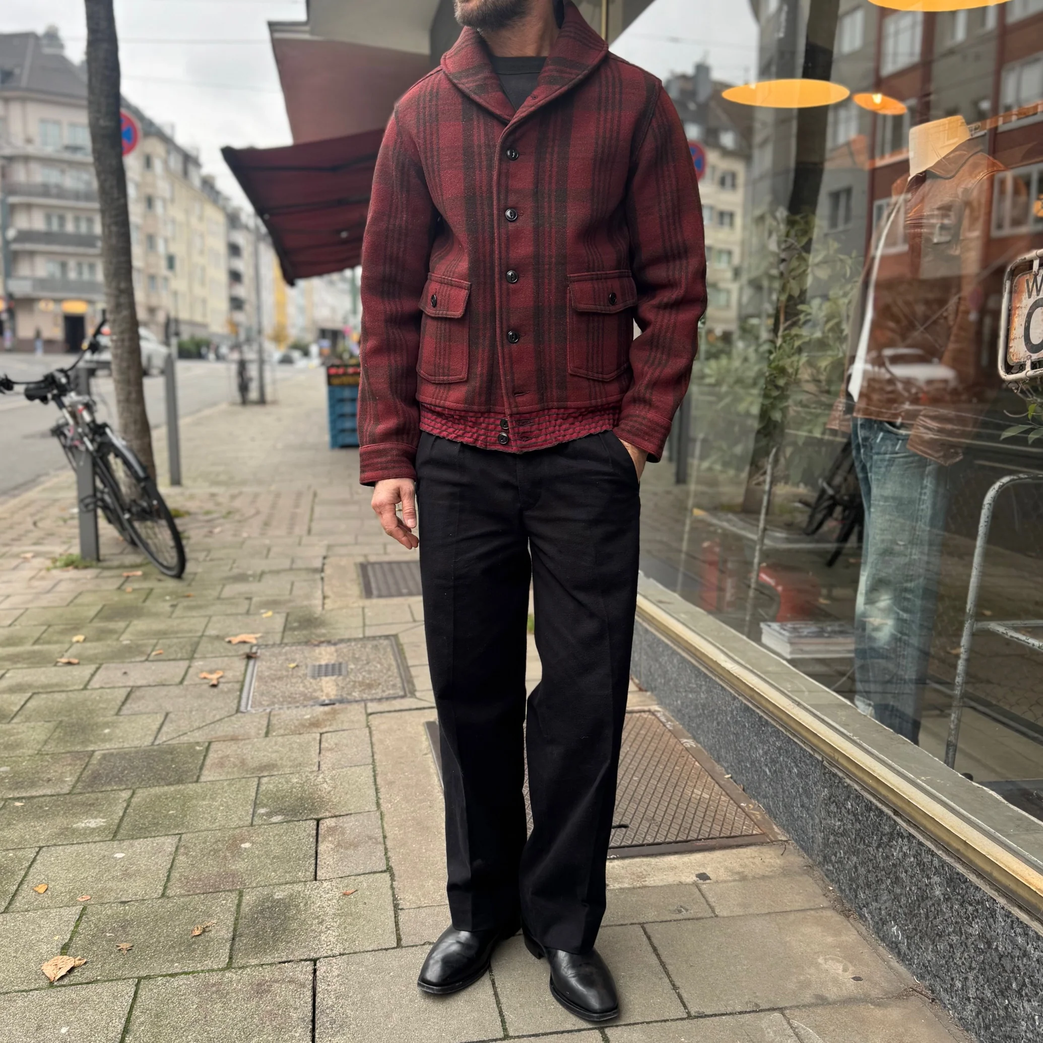 old joe brand | double-pleated smarty trouser - onyx - Image 3