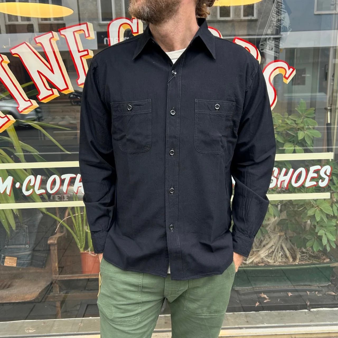 buzz rickson's | br29143 william gibson chambray work shirt black - Image 3