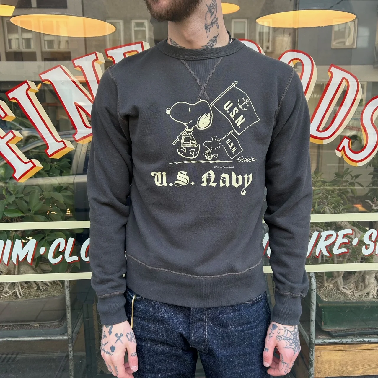 buzz rickson's | br69274 set-in crew sweat x peanuts "us navy" - black - Image 2