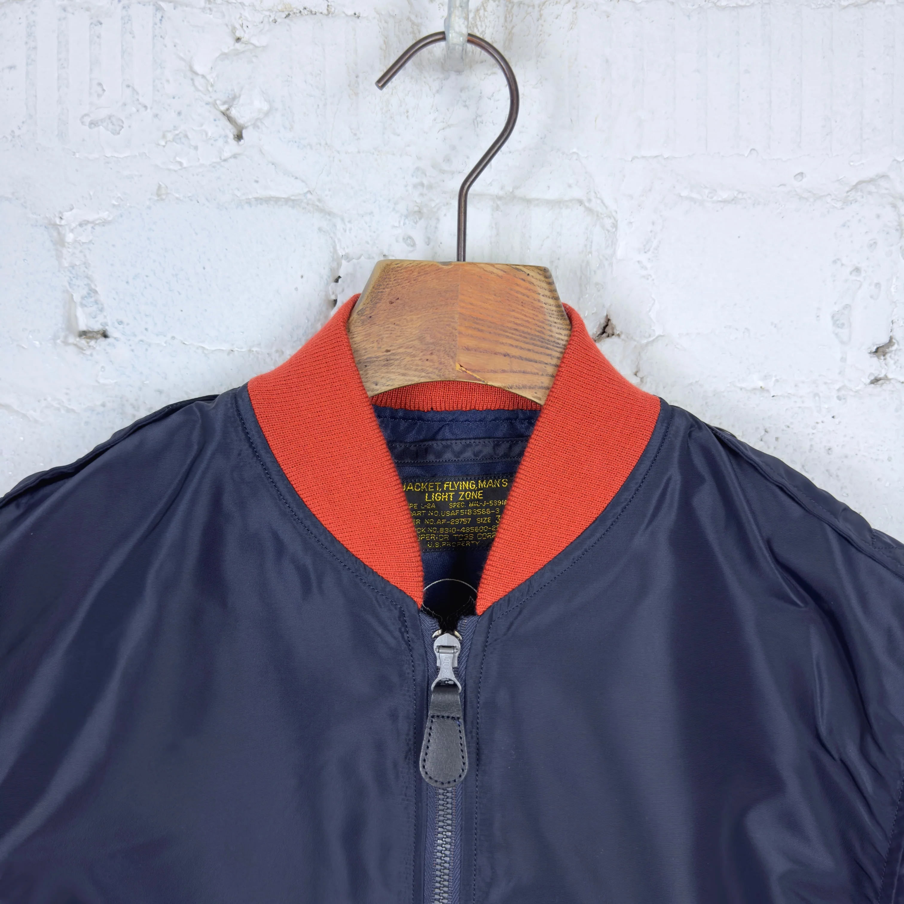 buzz rickson's | br15513 l-2a 'superior togs' flight jacket - navy/orange - Image 4