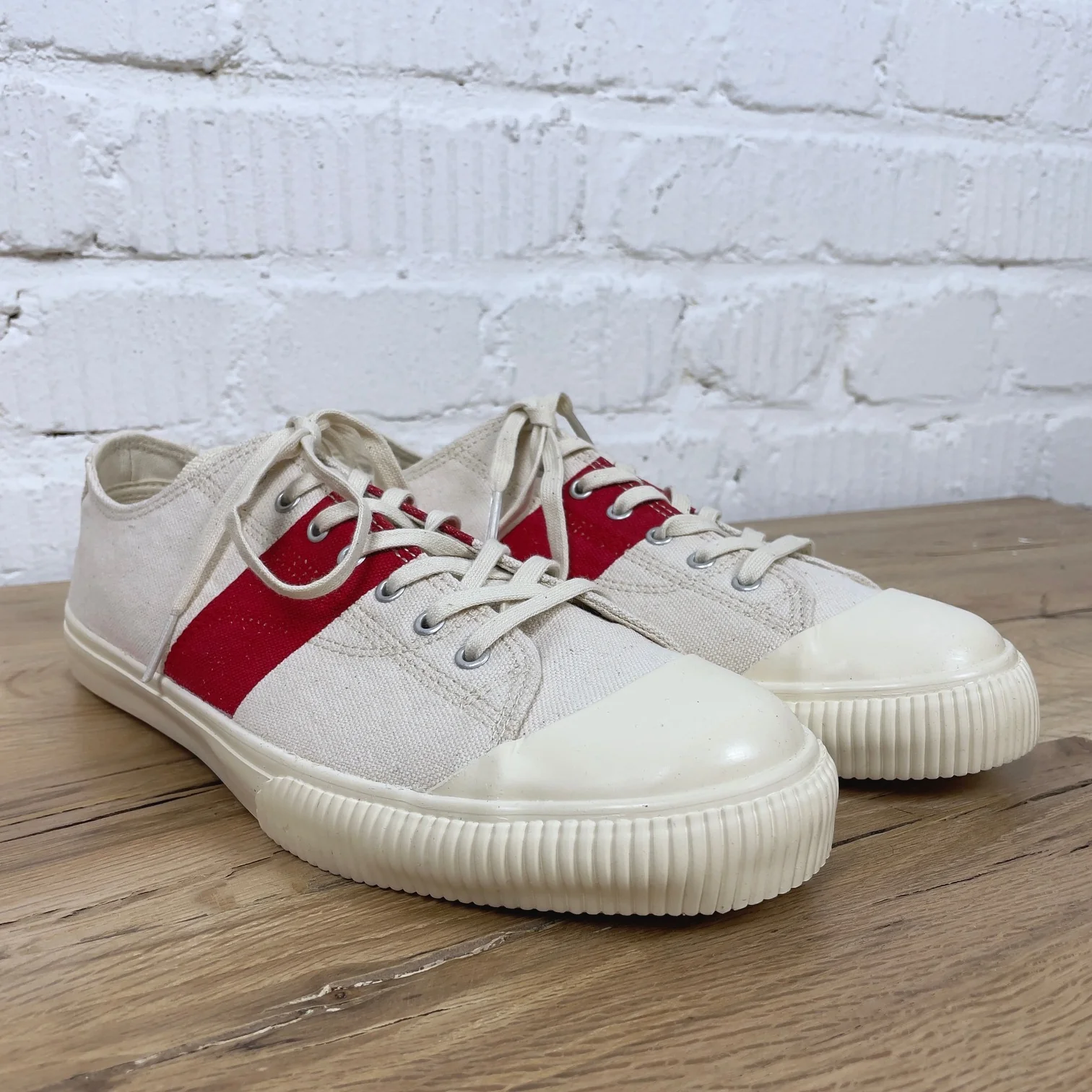 catchball x ehs | military standard low canvas sneaker - red stencil - Image 3