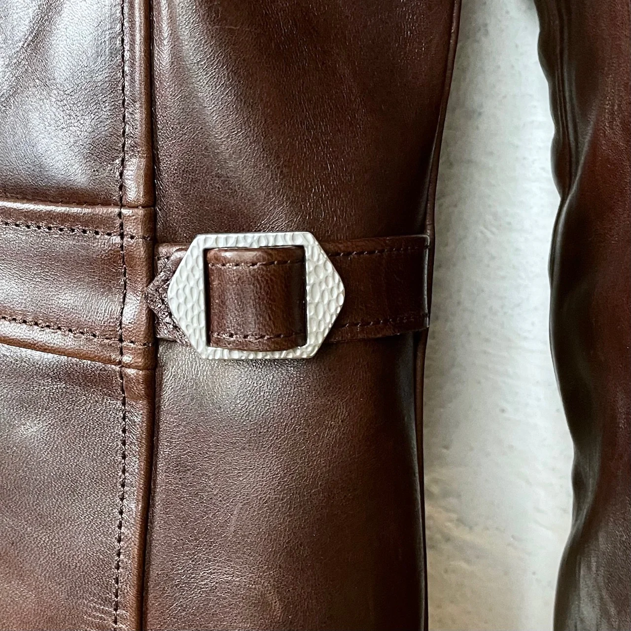 double helix | classic 1930s brown - Image 9