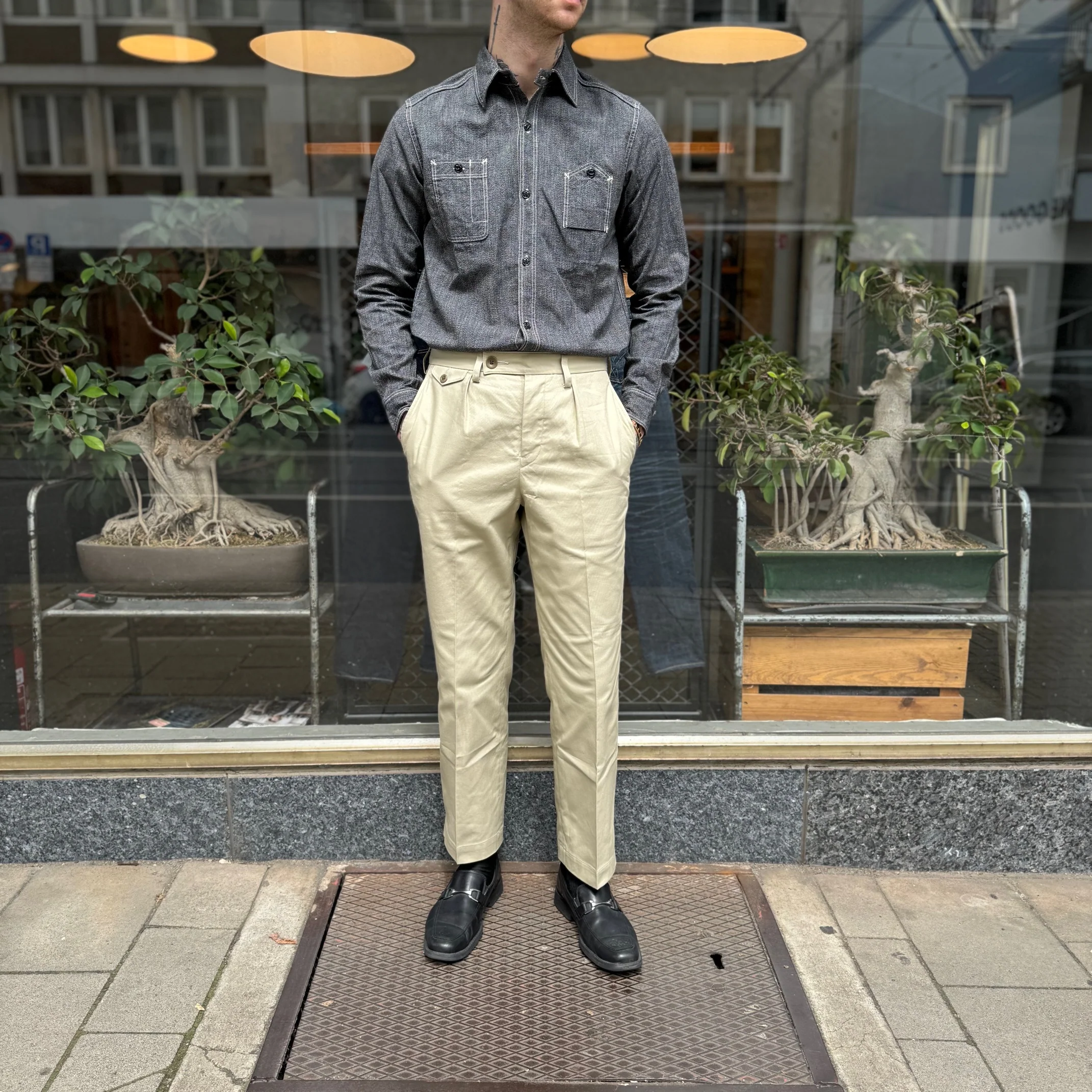 elmc | chambray work shirt - charcoal - Image 2