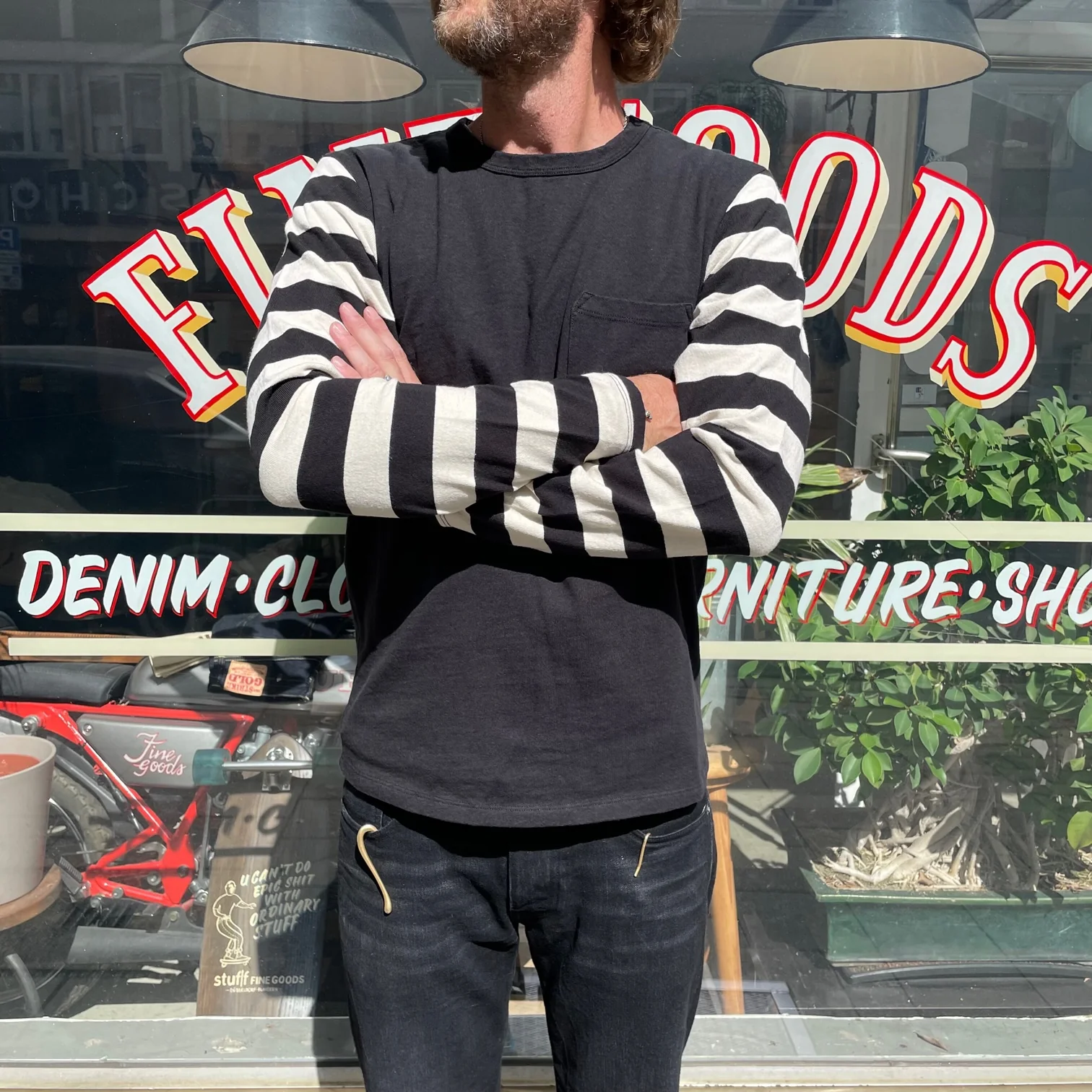freenote cloth | 13 ounce shifter tee l-s black combo - Image 2