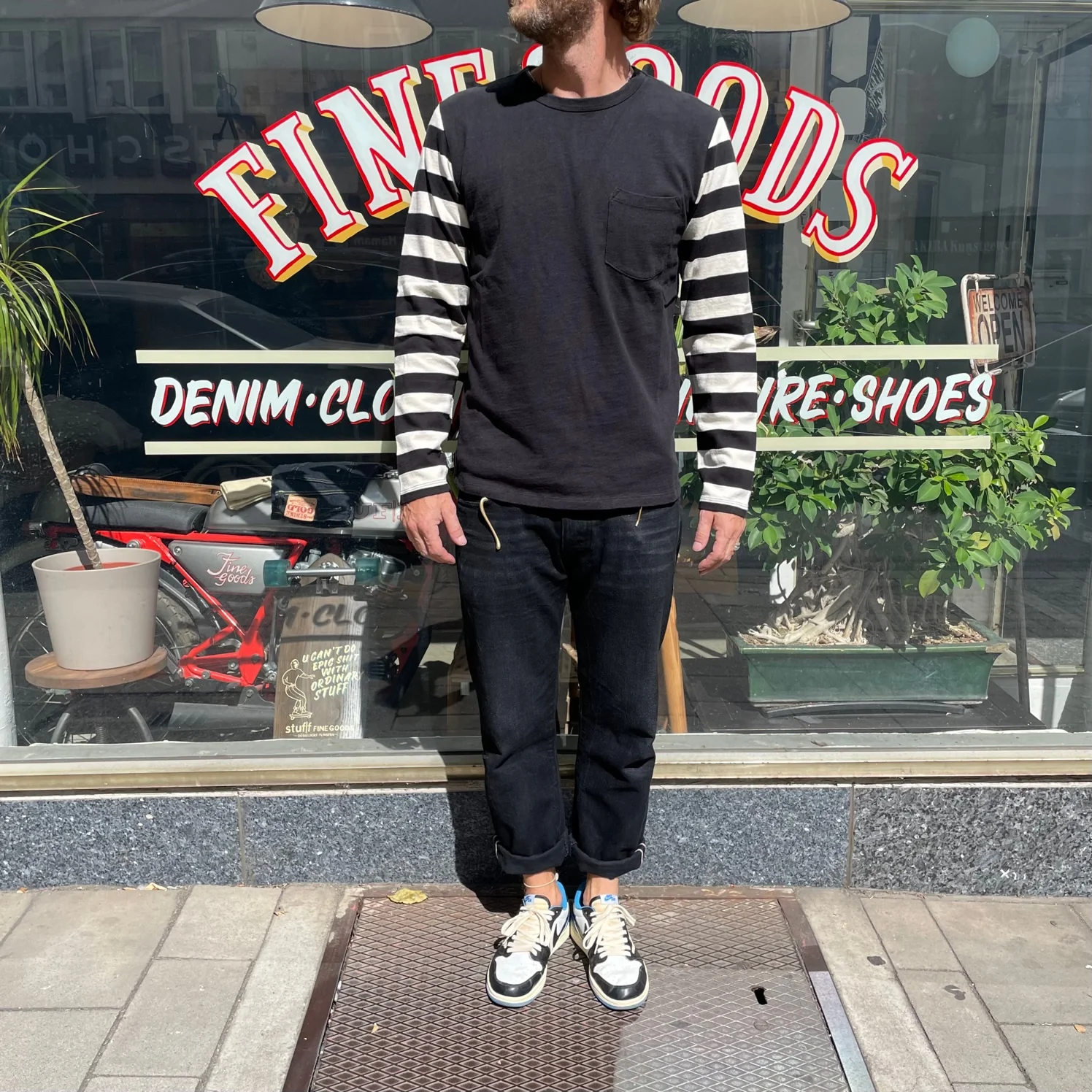 freenote cloth | 13 ounce shifter tee l-s black combo - Image 3