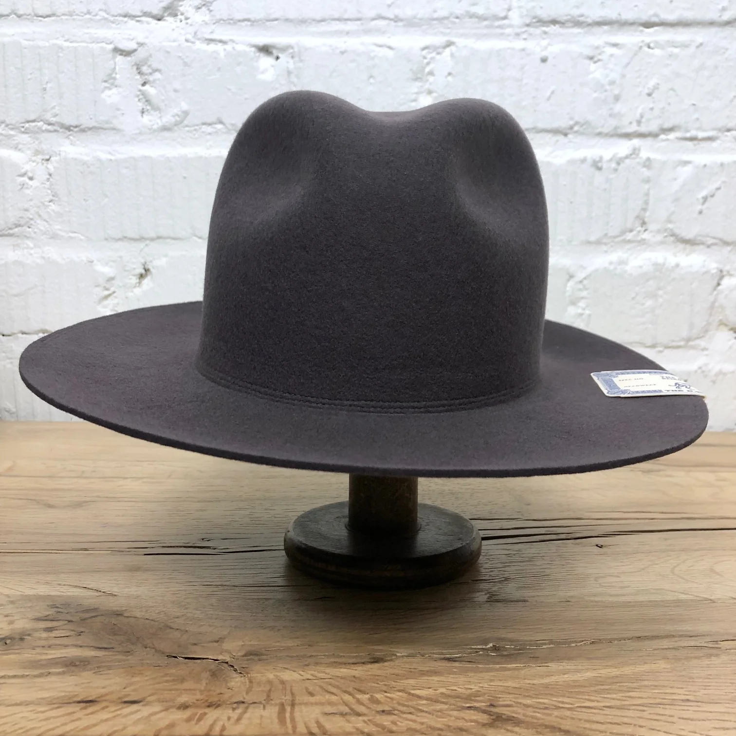 h.w. dog & co. | travelers hat gray