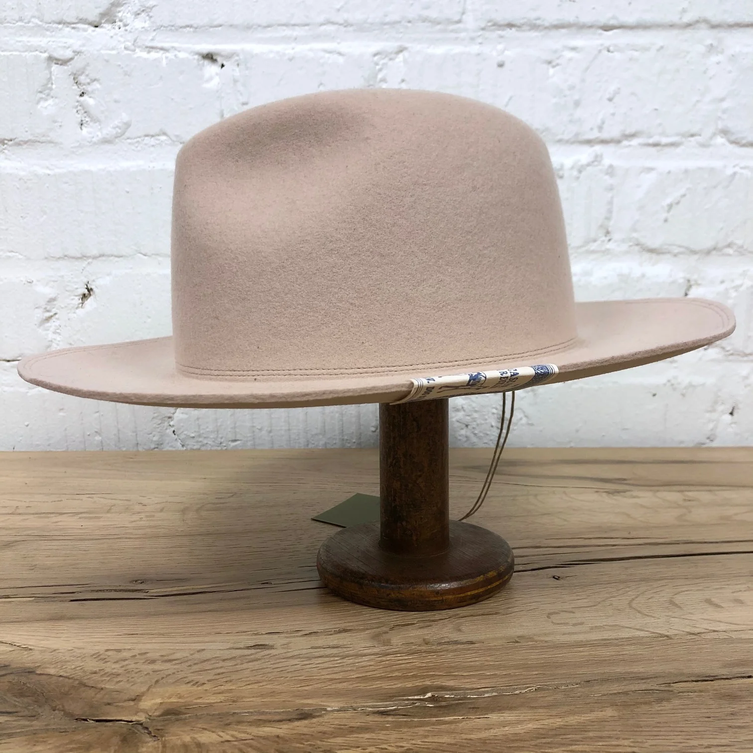 h.w. dog & co. | travelers hat ivory - Image 2