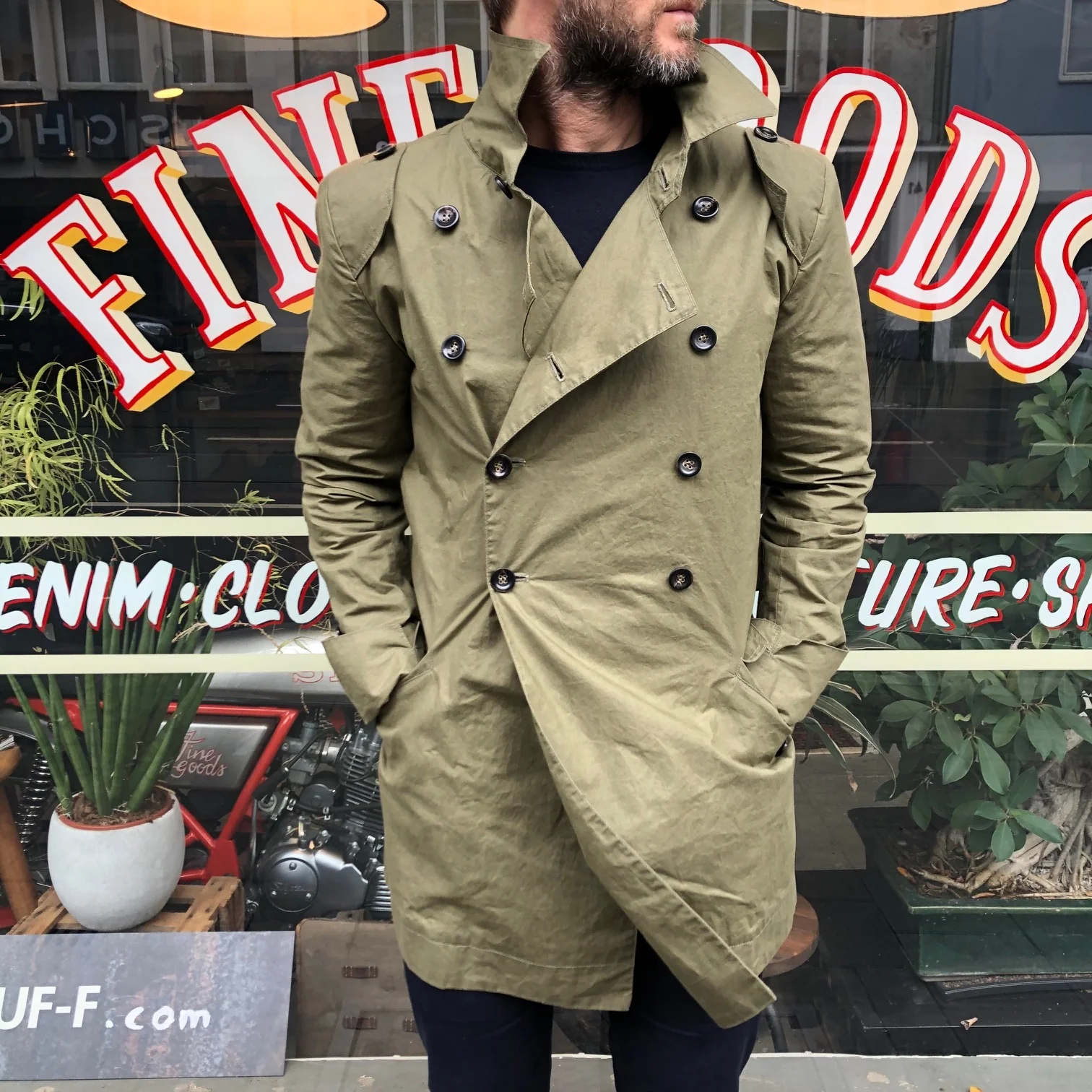 hidden aces | k3201 jupiter trenchcoat dusky green - Image 3