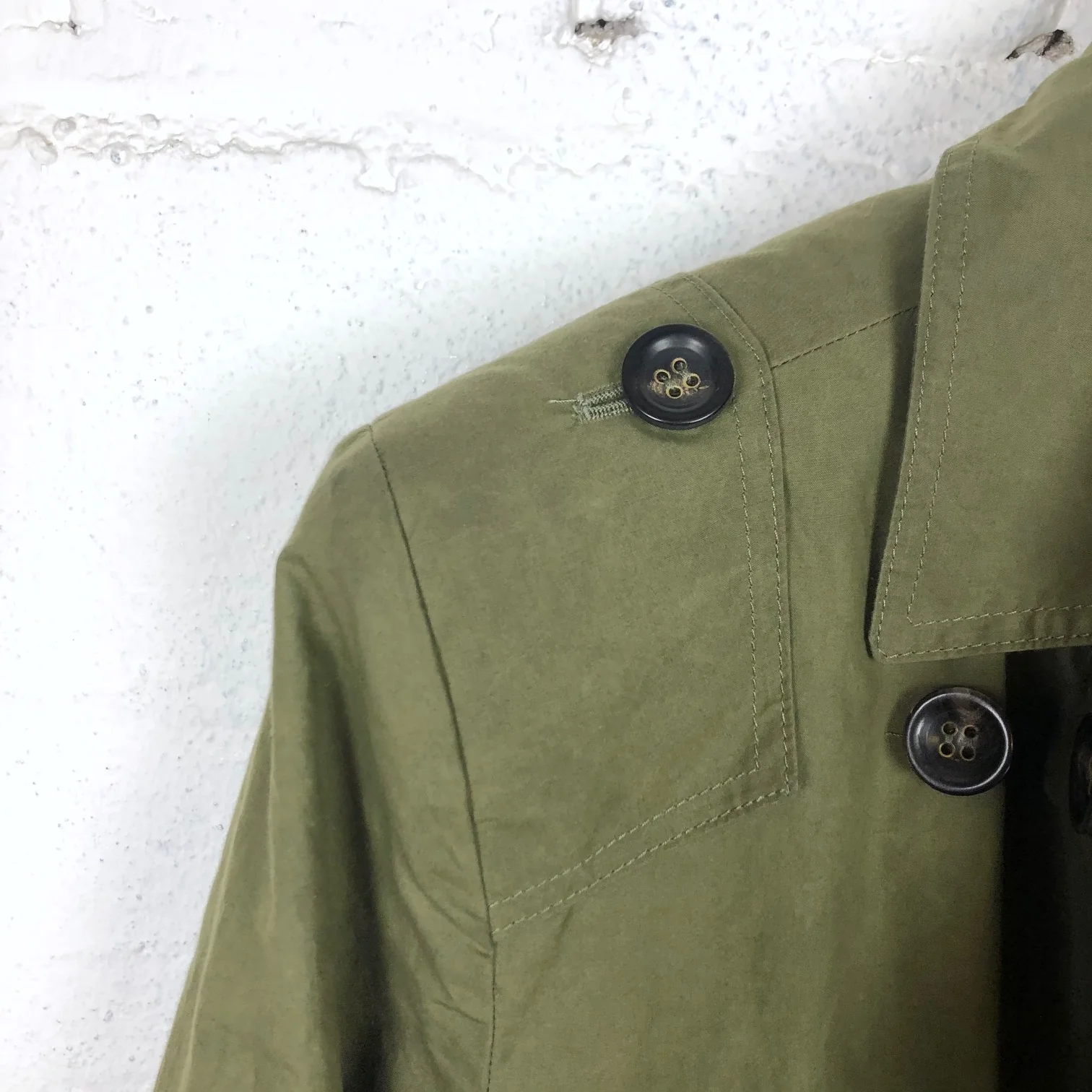 hidden aces | k3201 jupiter trenchcoat dusky green - Image 4