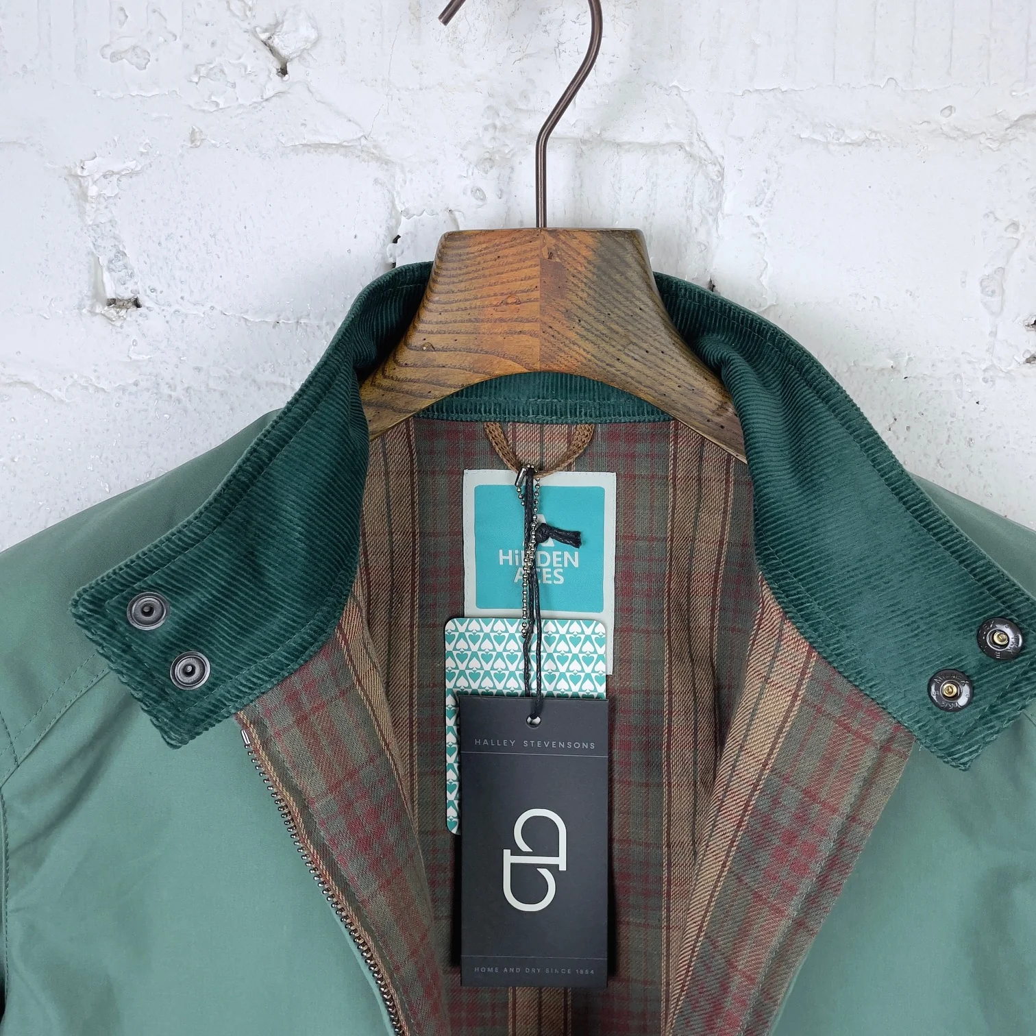 hidden aces | k6005 castor waxed cotton blouson - sage - Image 4