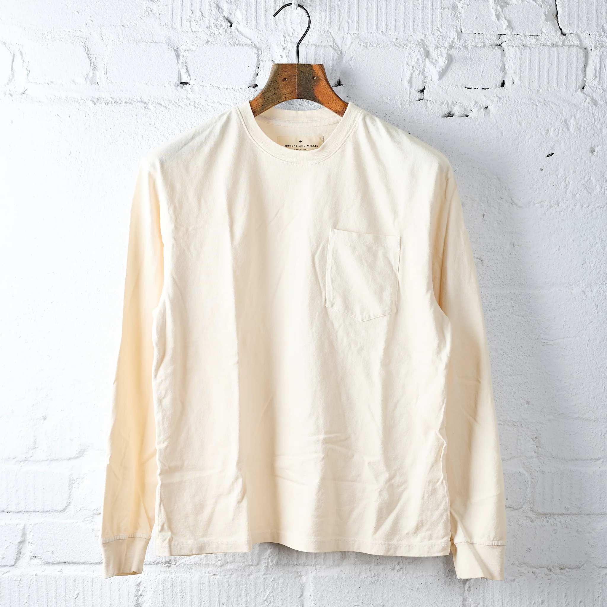 imogene + willie | long sleeve pocket tee in vintage white