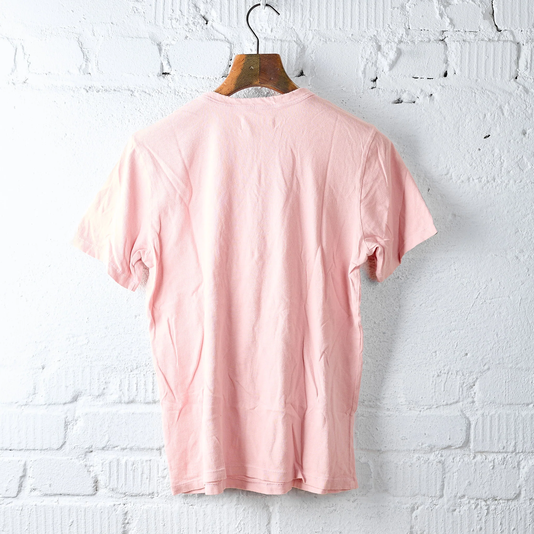 imogene + willie | the "nashville" tee in pink - Image 2
