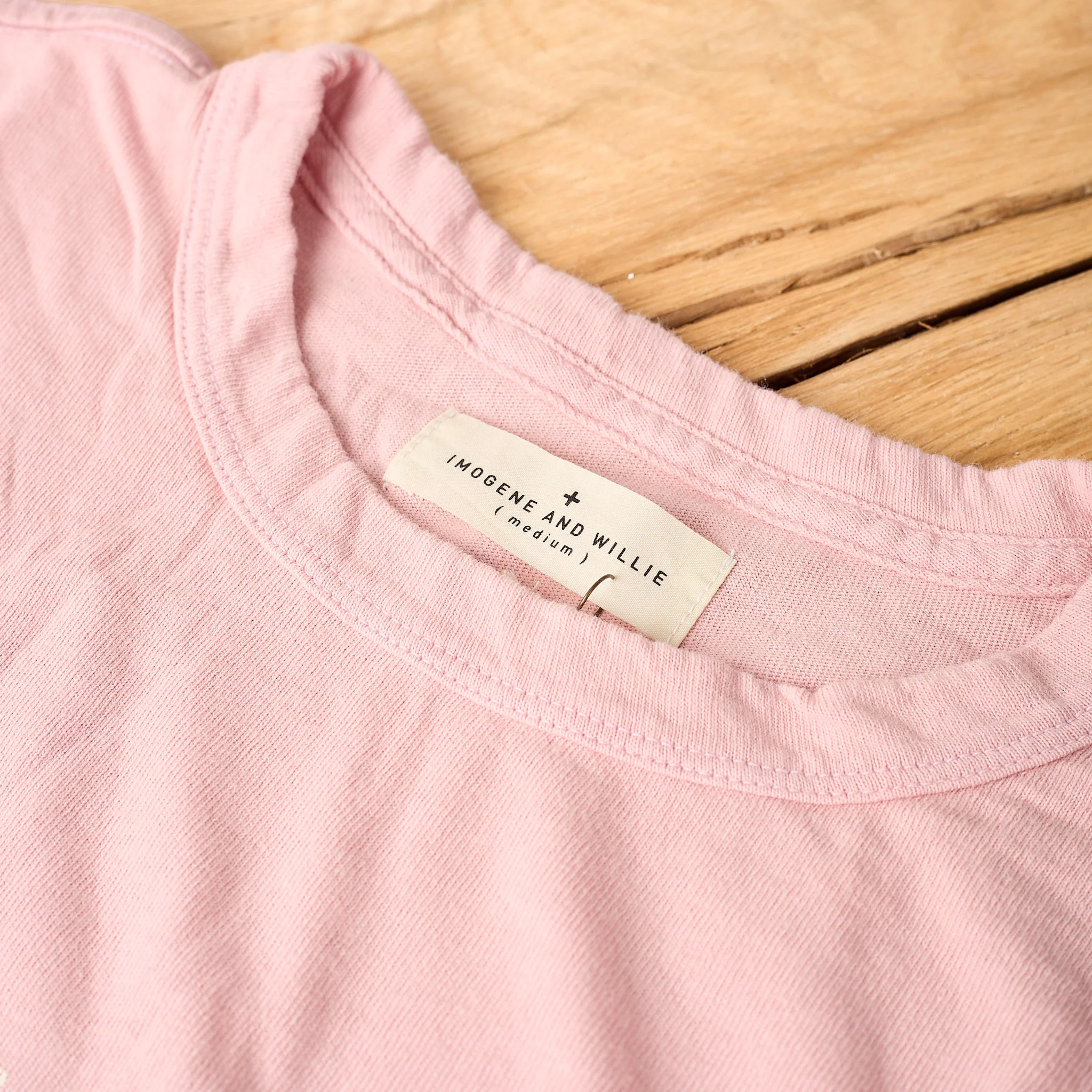 imogene + willie | the "nashville" tee in pink - Image 3
