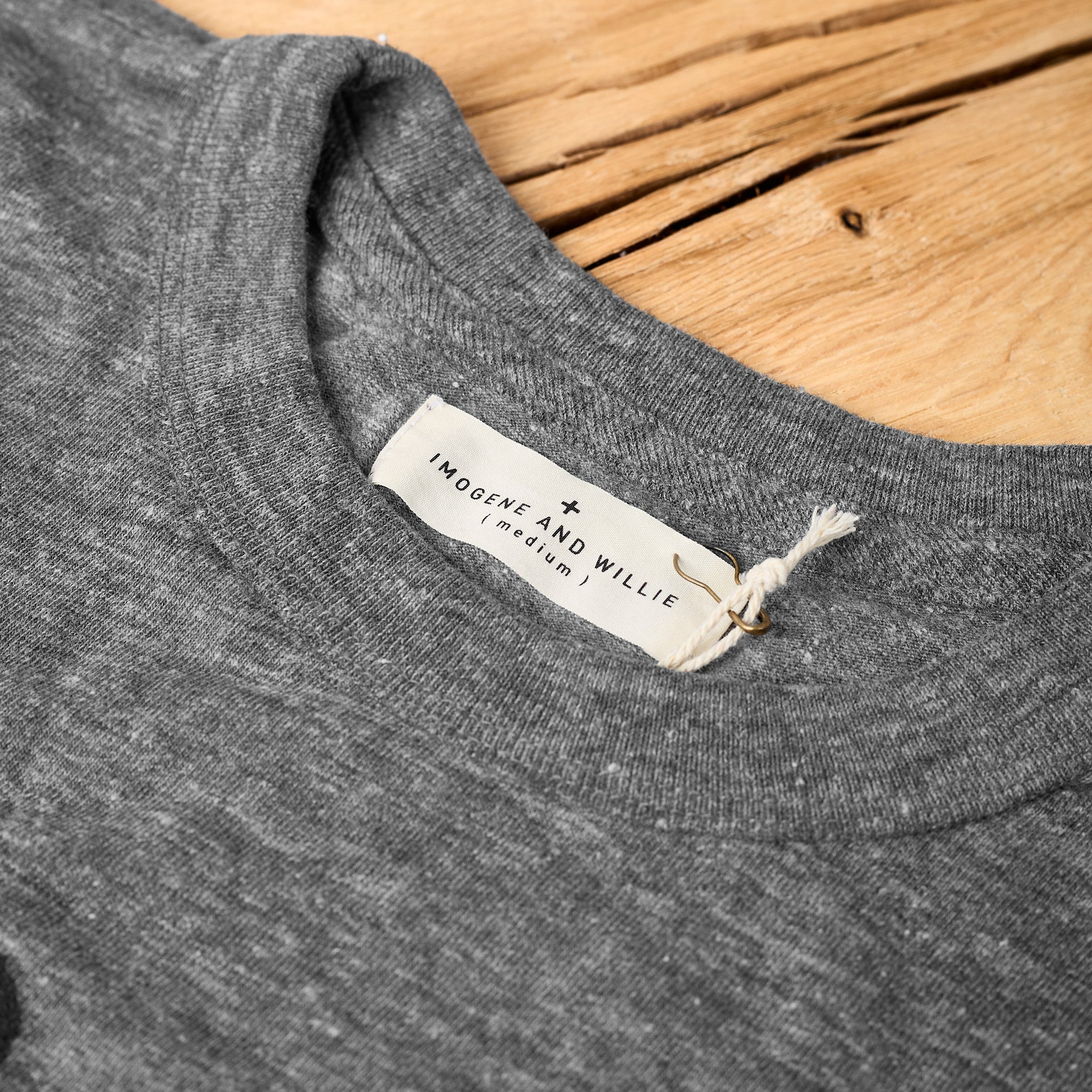 imogene + willie | the "sports" tee - heather grey - Image 3