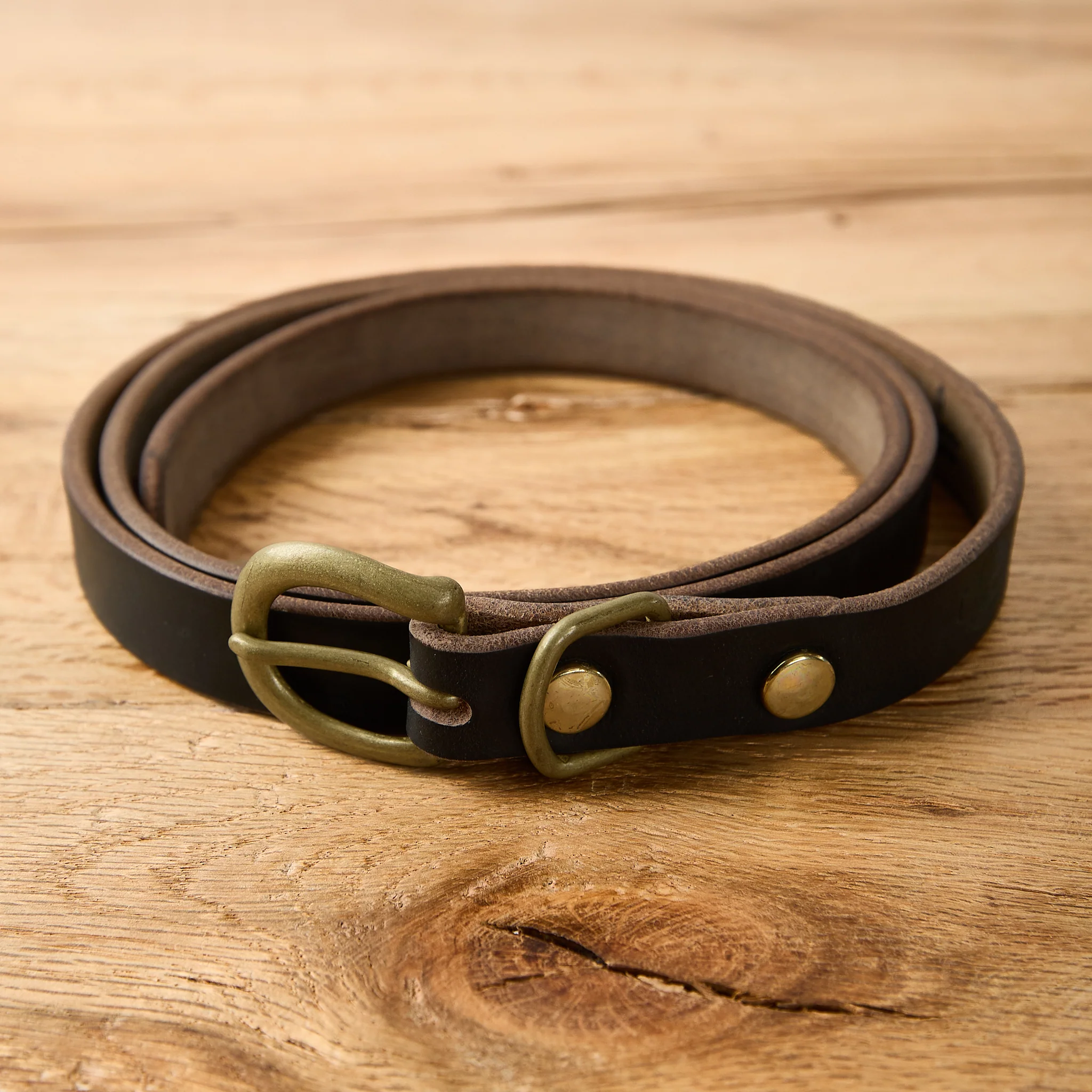 jelado × button works | d-buckle 16mm horween cxl leather belt - gold x black