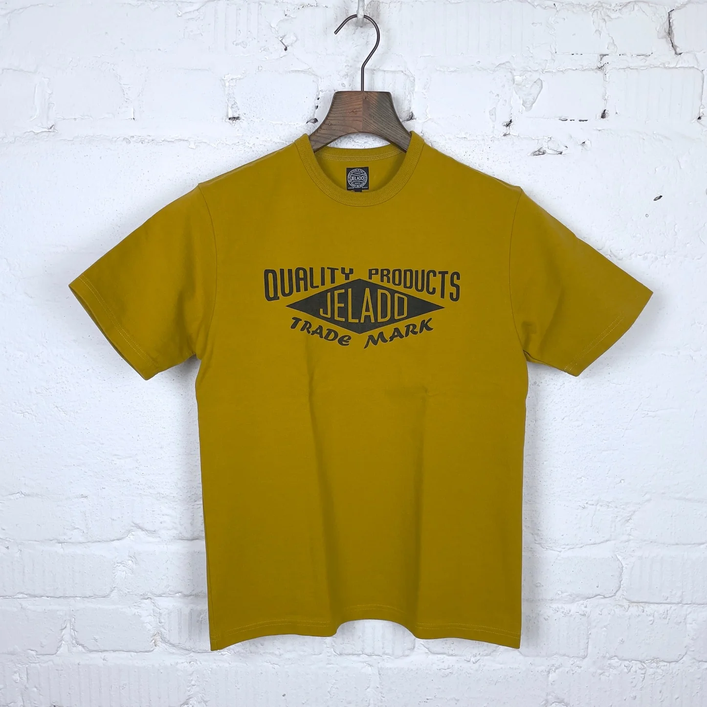 jelado | official print tee - mustard