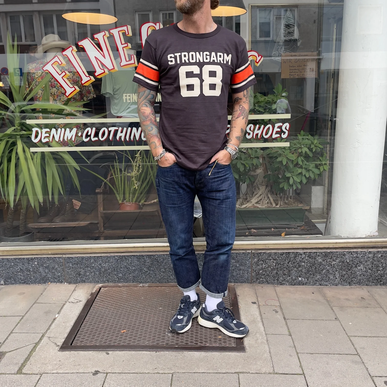 john gluckow by warehouse | jg-cs06 college store numbering t-shirt sumikuro (black) - Image 5