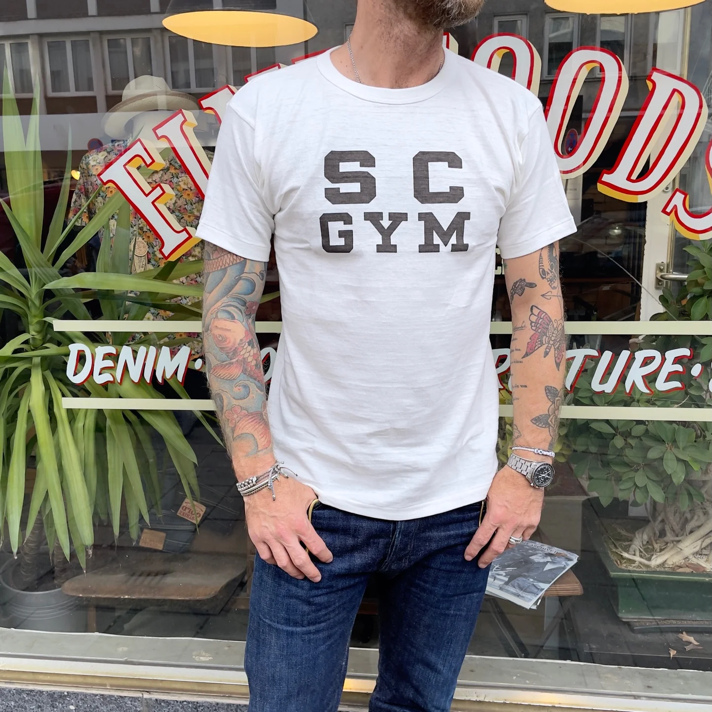 john gluckow by warehouse | jg-cs06 sc gym t-shirt off-white - Image 2