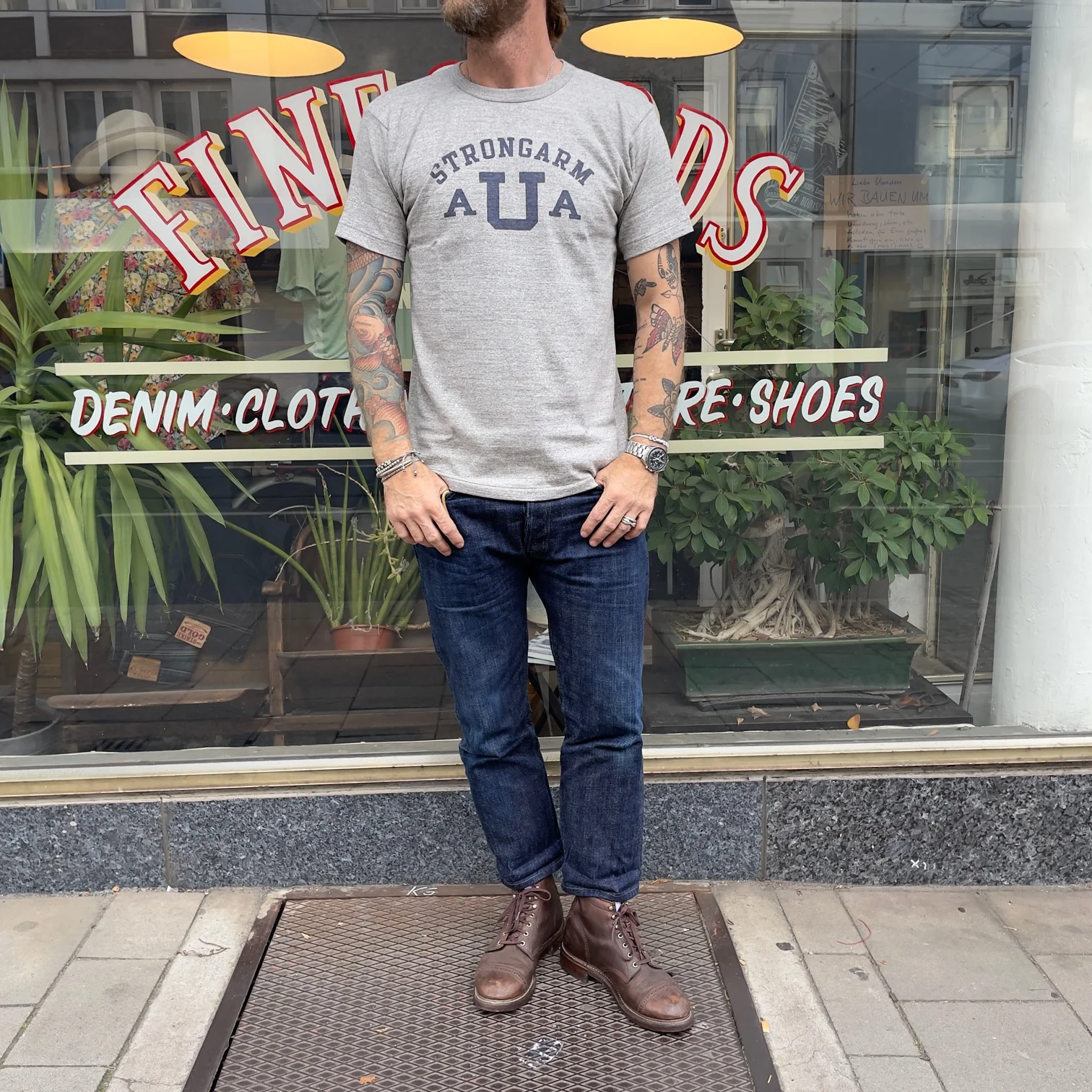 john gluckow by warehouse | jg-cs06 strongarm u athletic association t-shirt heather grey - Image 2