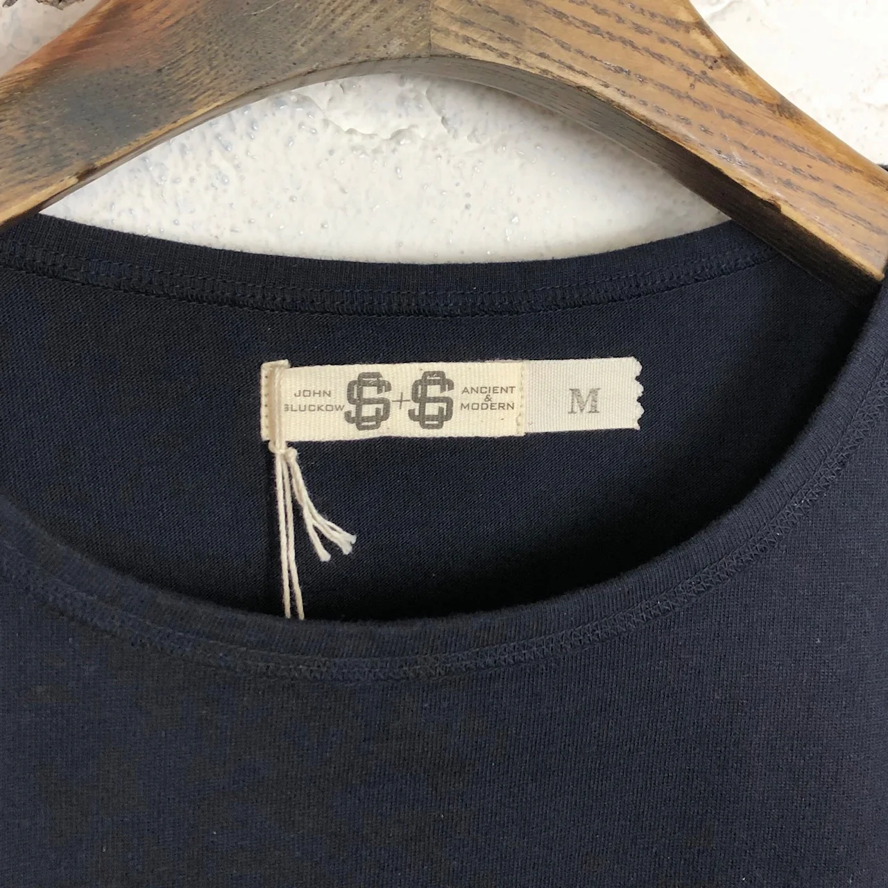 john gluckow | standard issue tee navy - Image 4