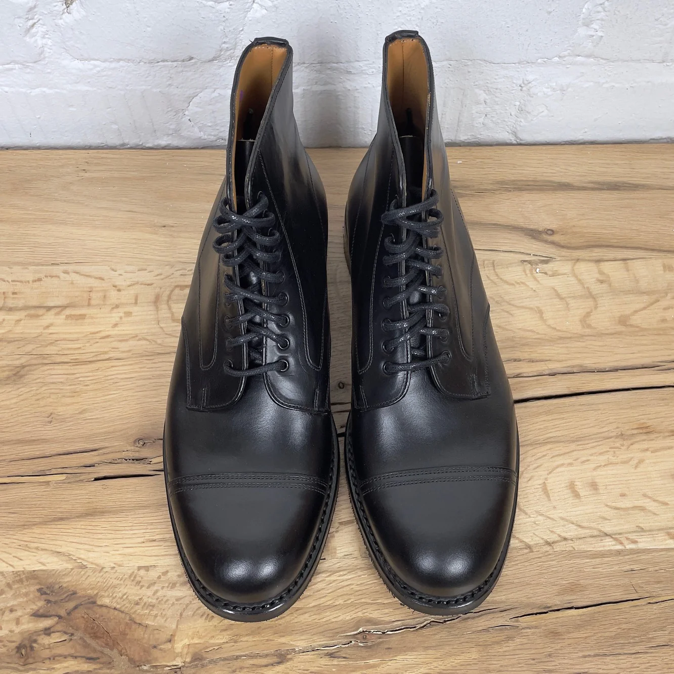 joseph cheaney & sons | jarrow derby boot in black chromexcel leather - Image 3