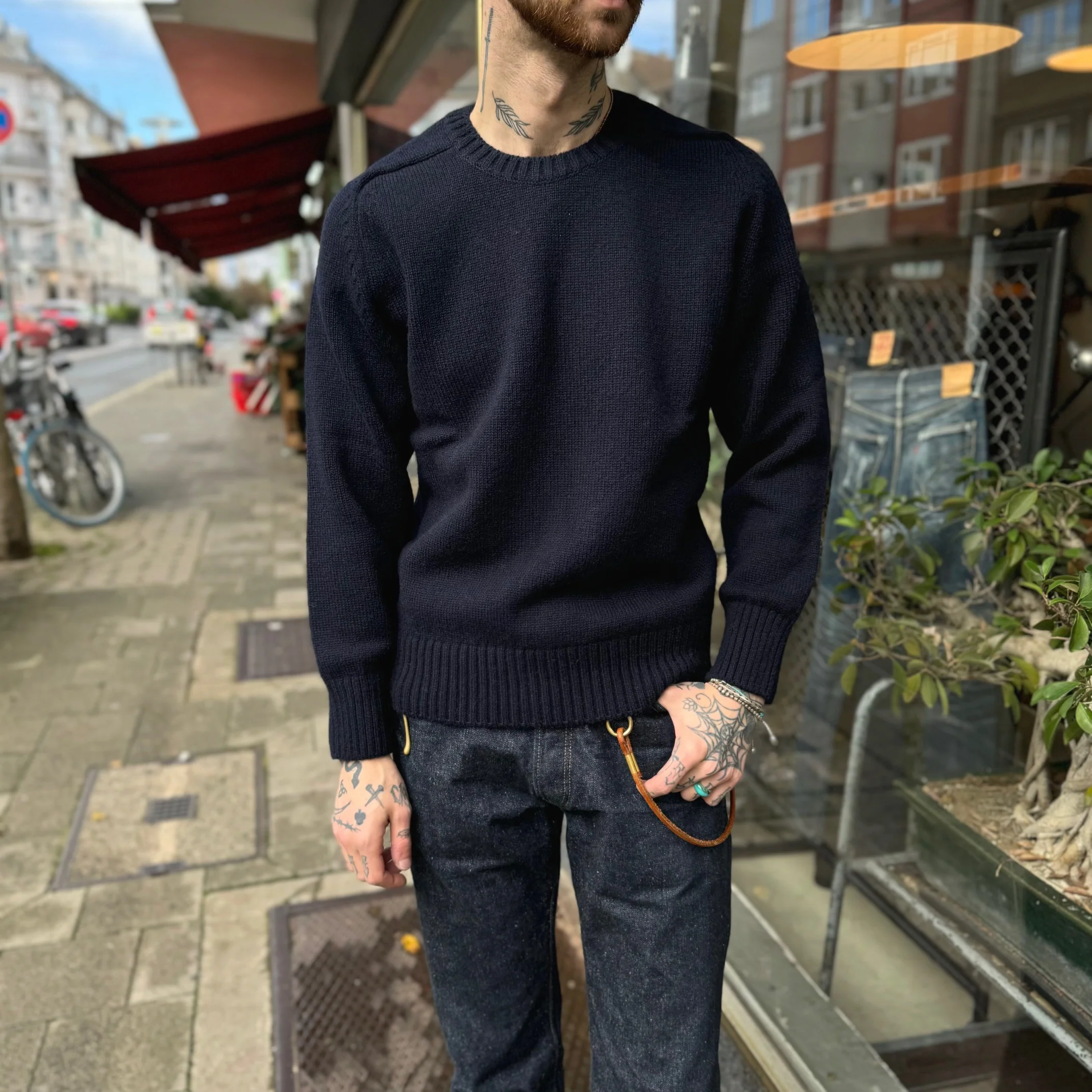 kamakura shirts | 5 gauge shetland crewneck sweater - navy - Image 3