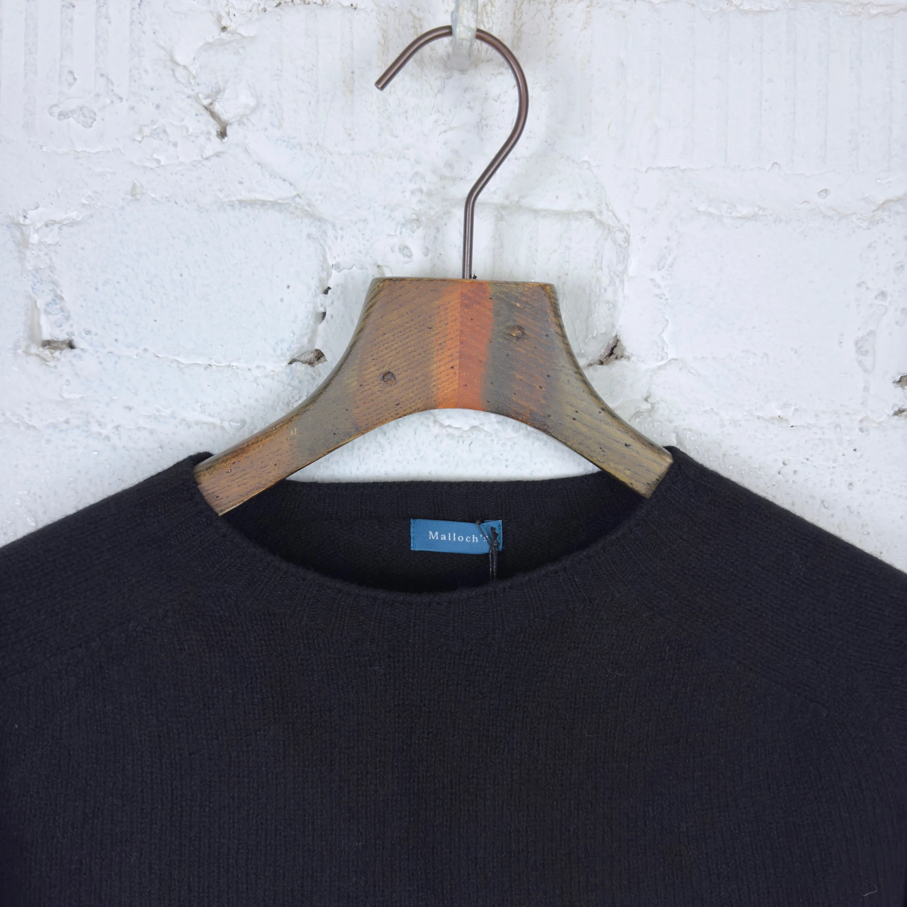 malloch's | black preston superfine lambswool crew neck jumper - Image 4