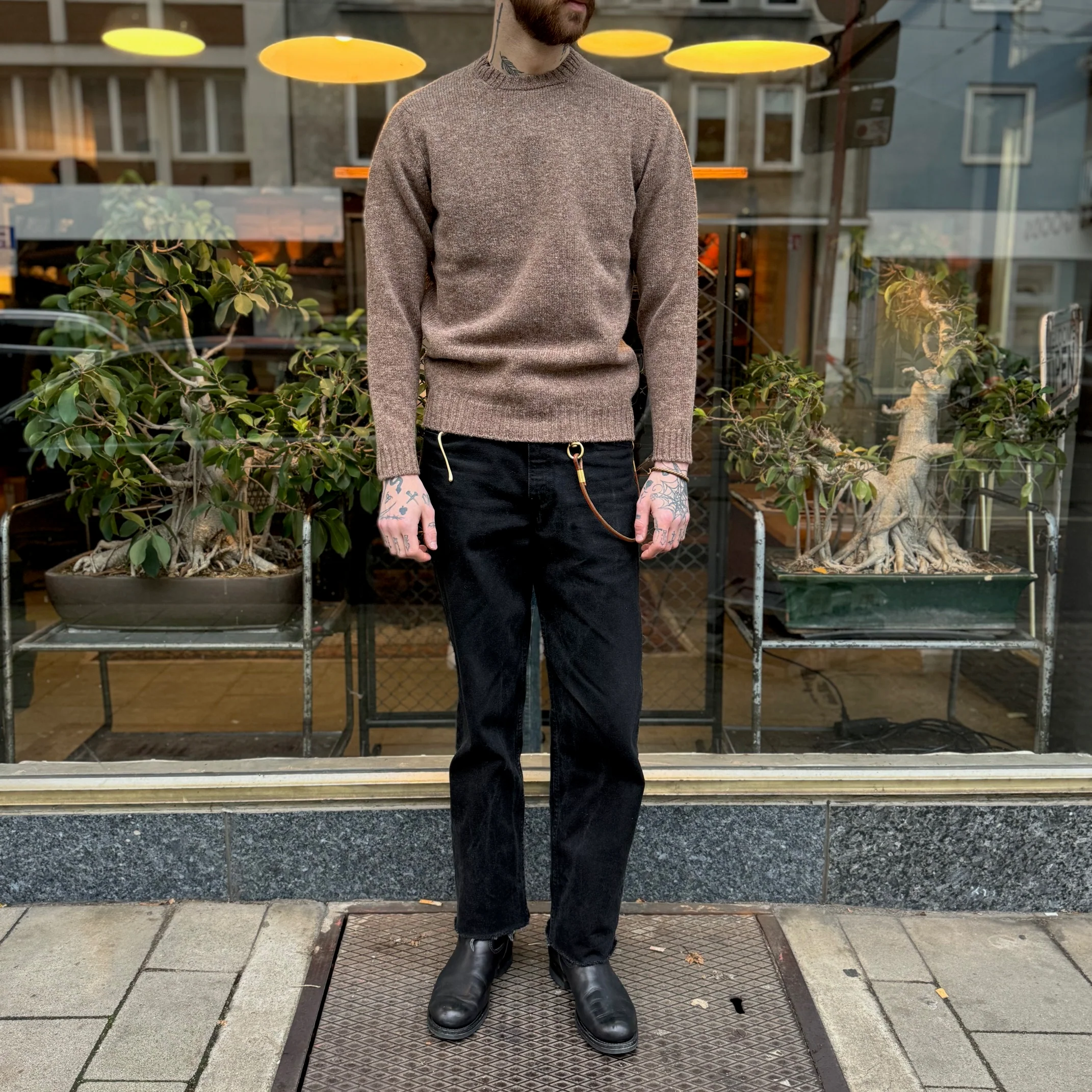 malloch's | nutmeg wreay shetland wool crew neck - Image 3