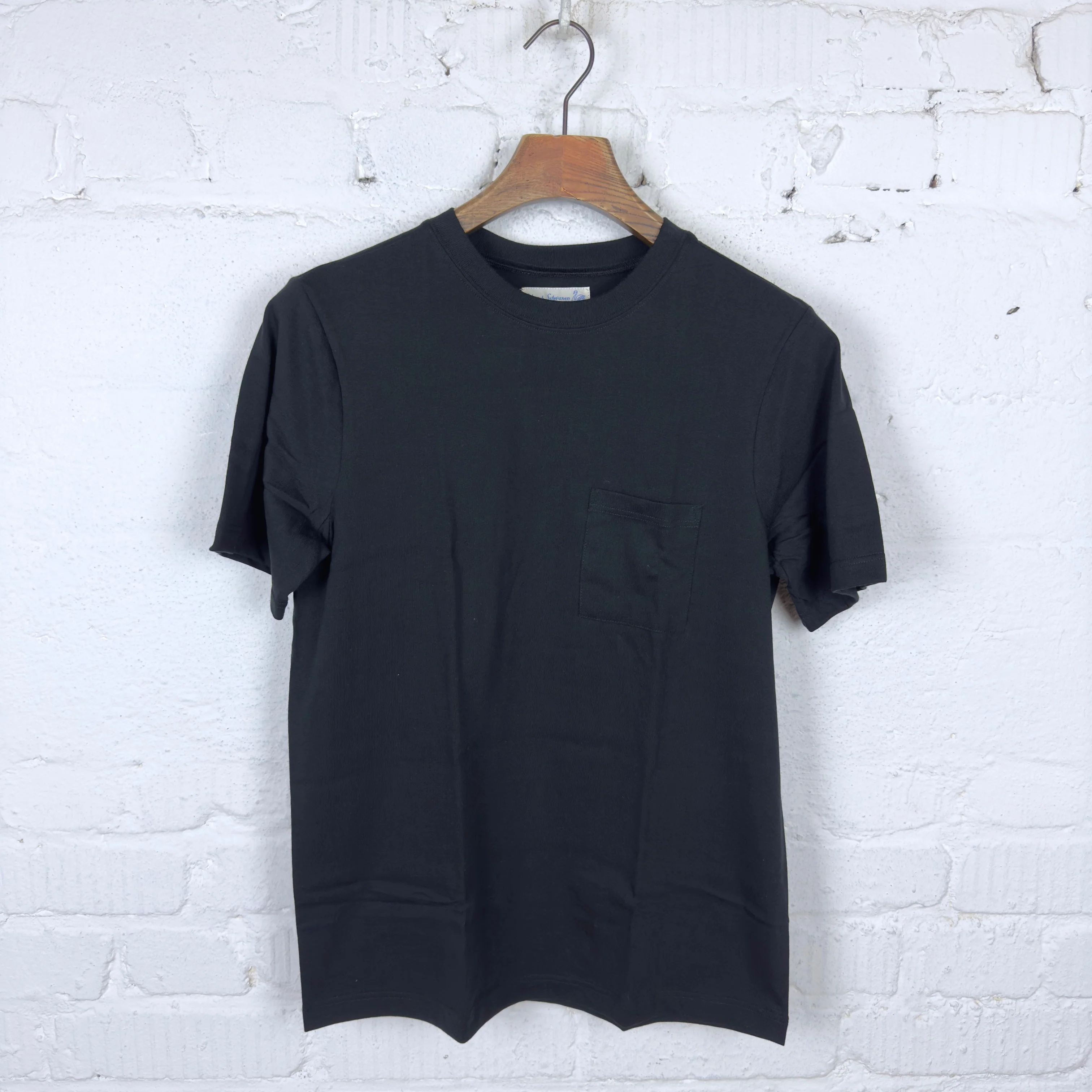 merz b. schwanen | 1940s men's loopwheeled pocket t-shirt deep black