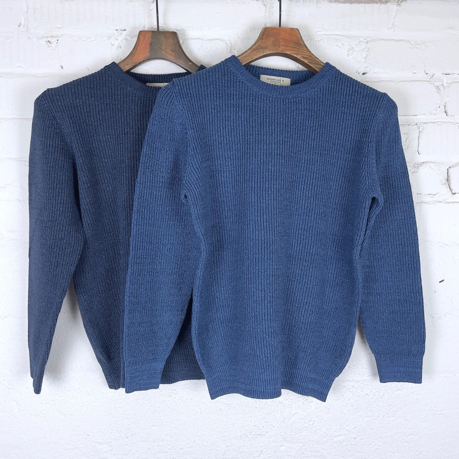 mooncastle | m2302 cotton heavy weight crew neck sweater vintage blue - Image 2
