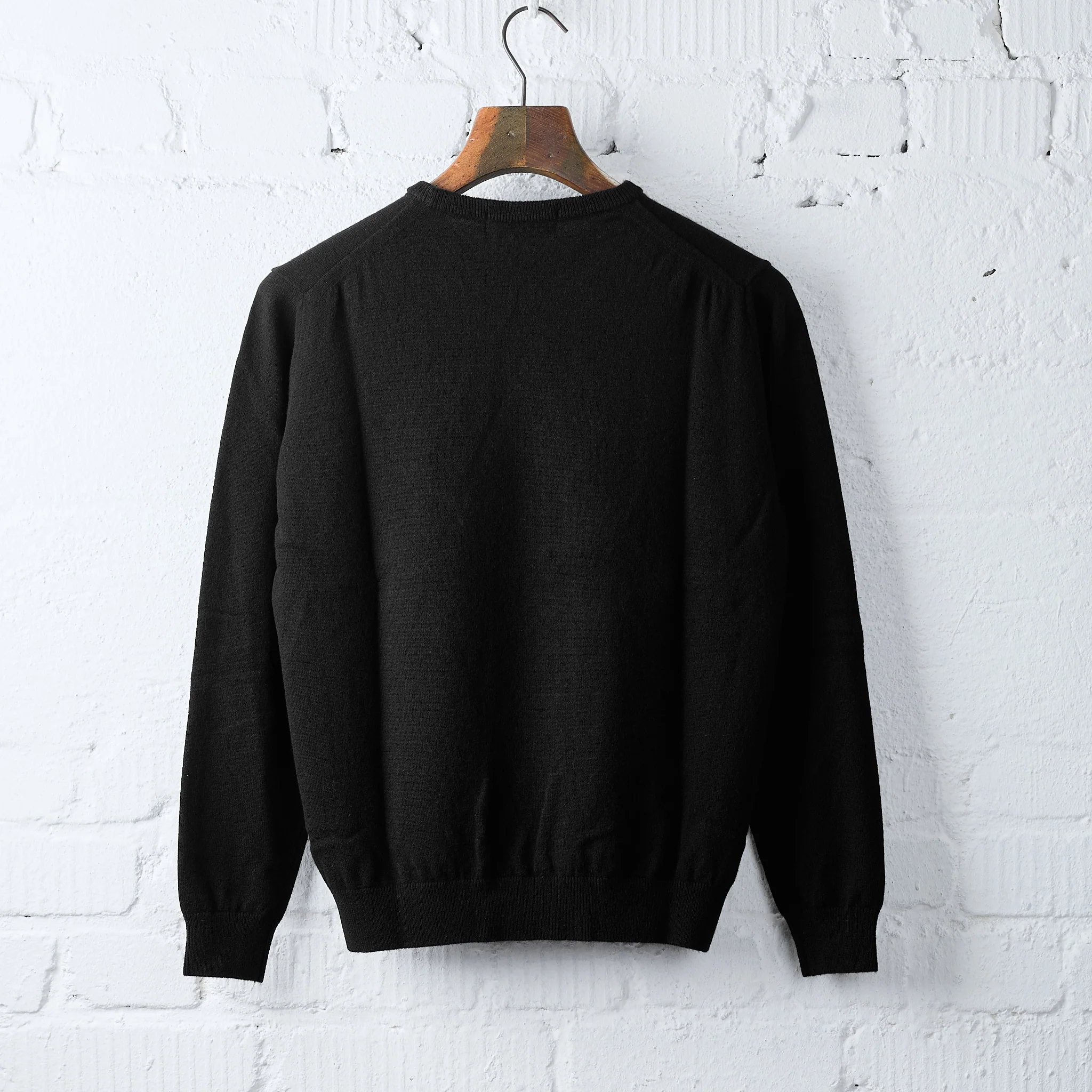 mooncastle | m2303 cashmere crew neck knit black - Image 2