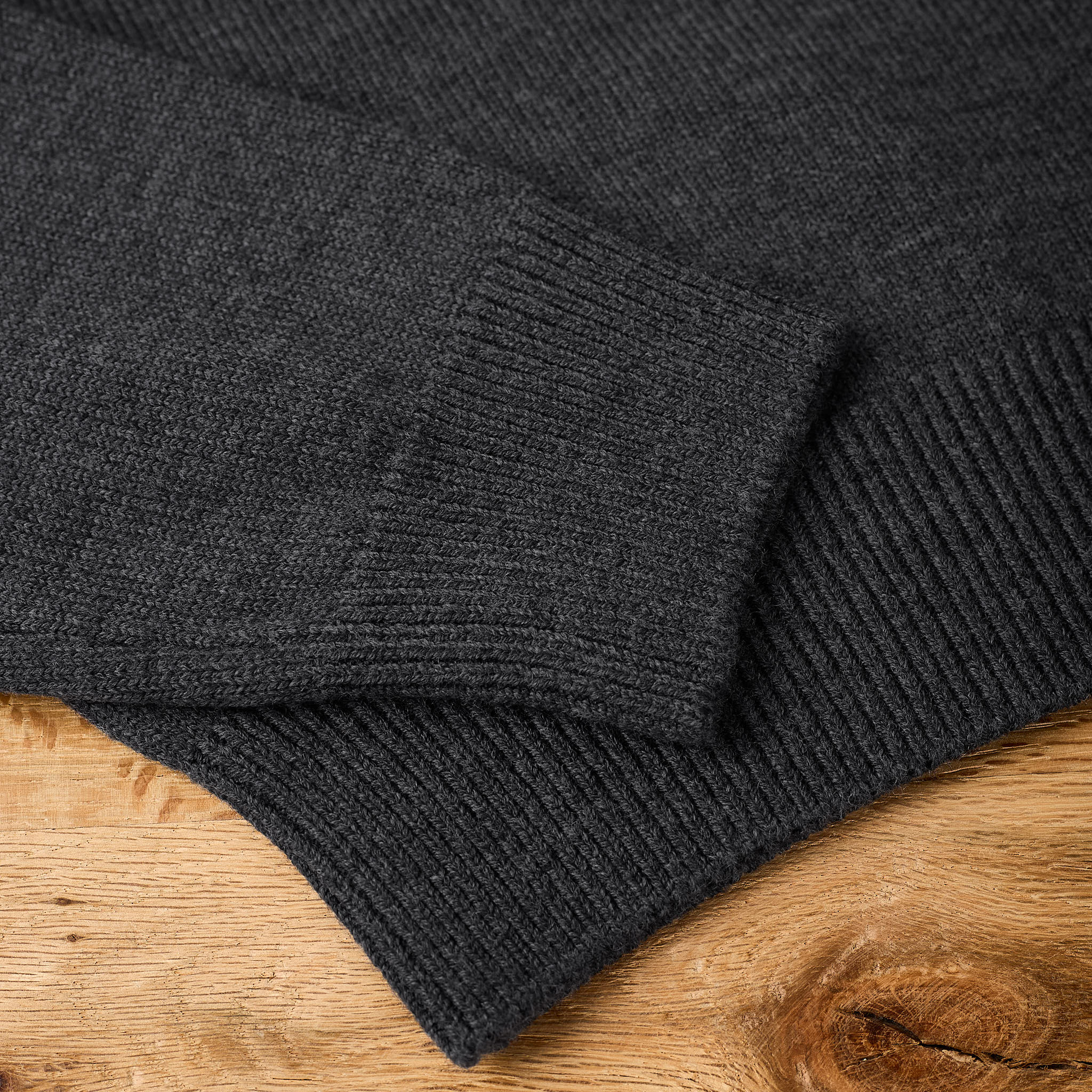 mooncastle | wo7 wool crew neck knit - dark gray - Image 4