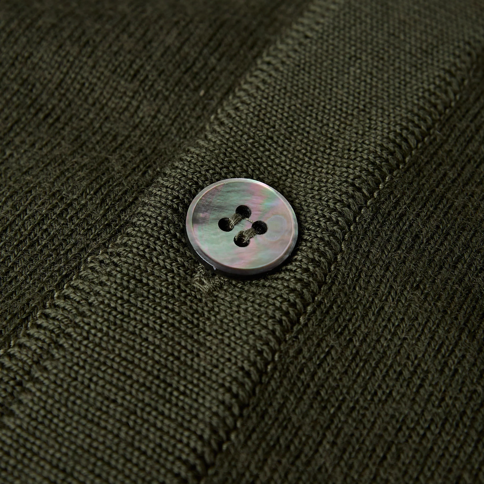 mooncastle | wool cardigan dark olive - Image 4