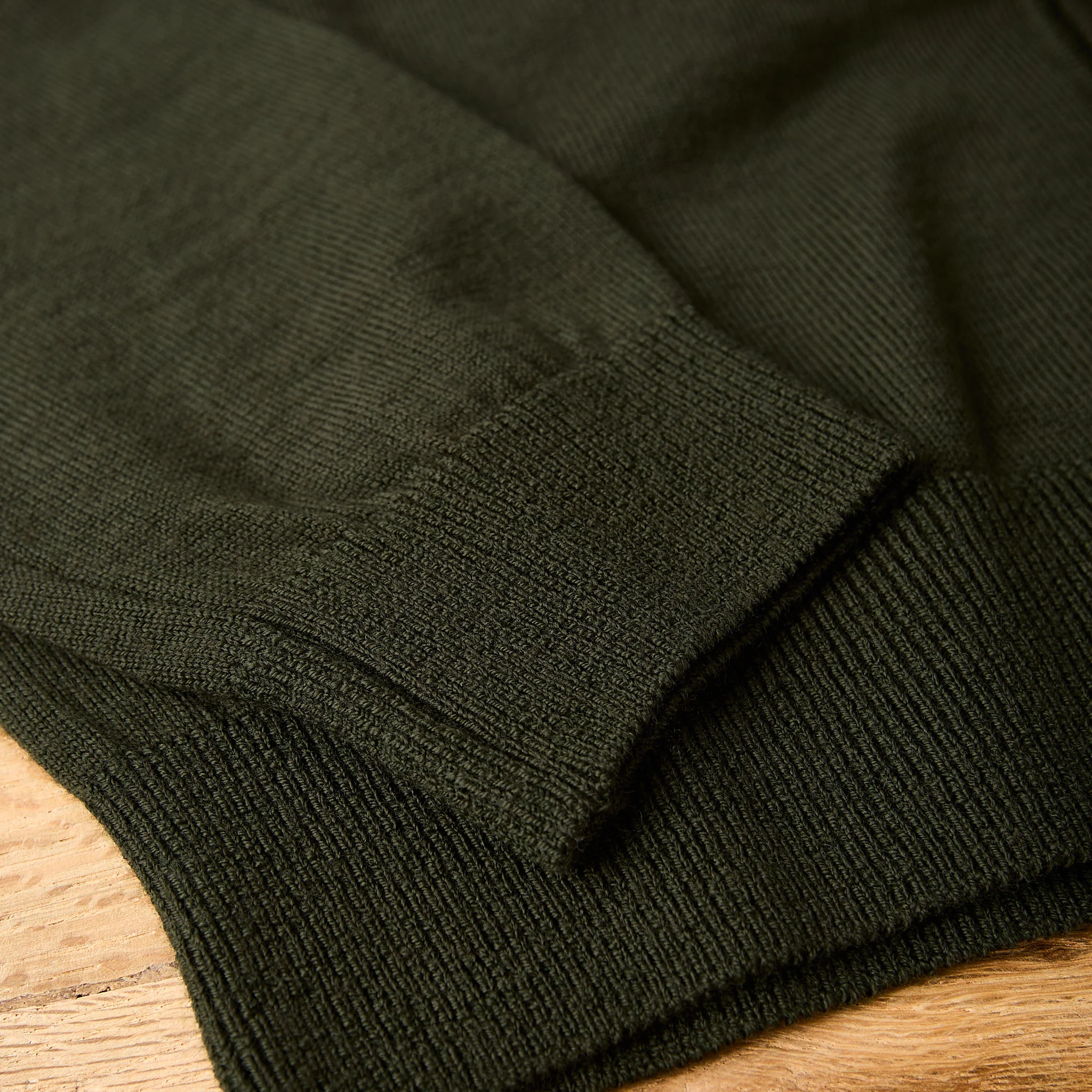 mooncastle | wool cardigan dark olive - Image 5
