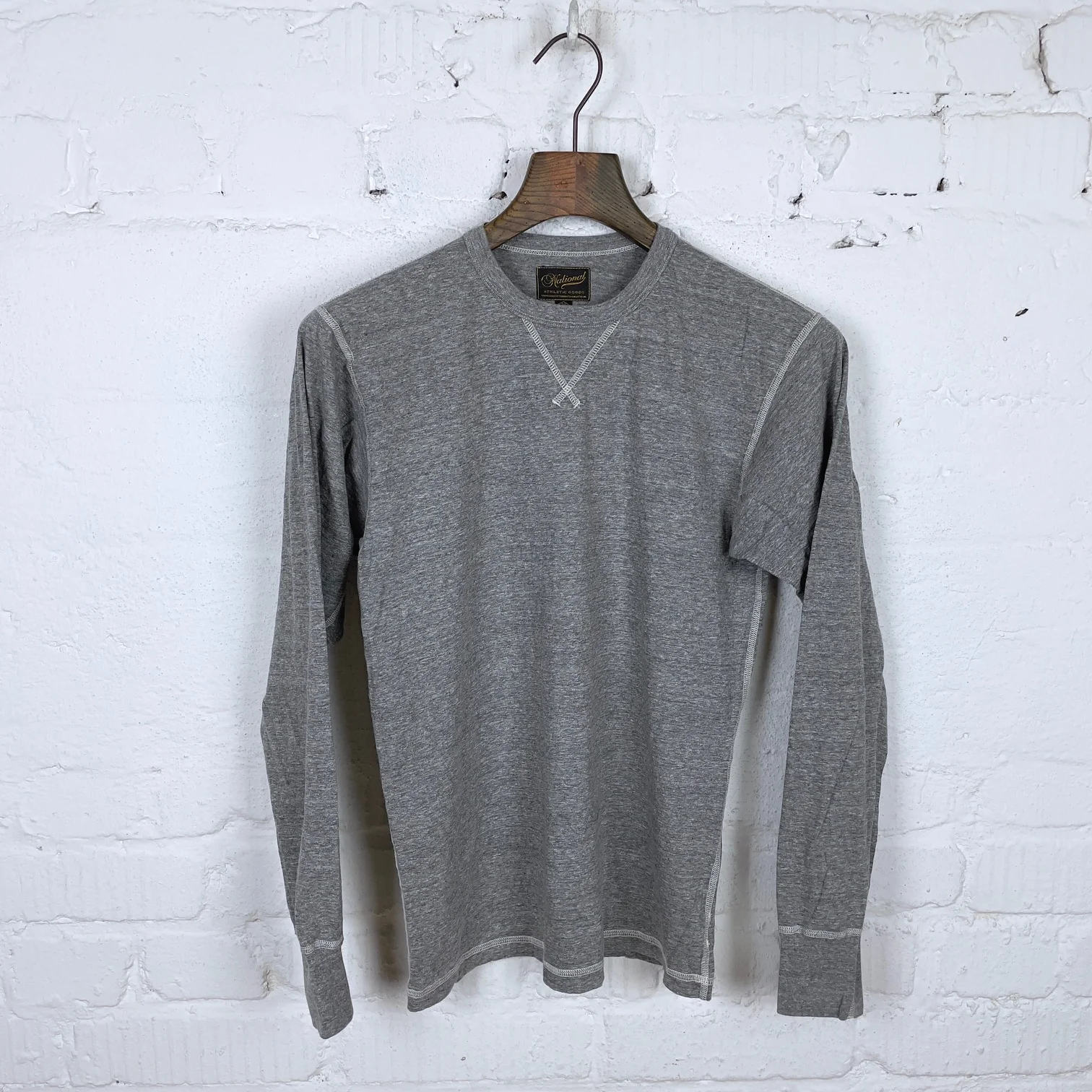 national athletic goods | gym tee l-s lightweight - sport grey