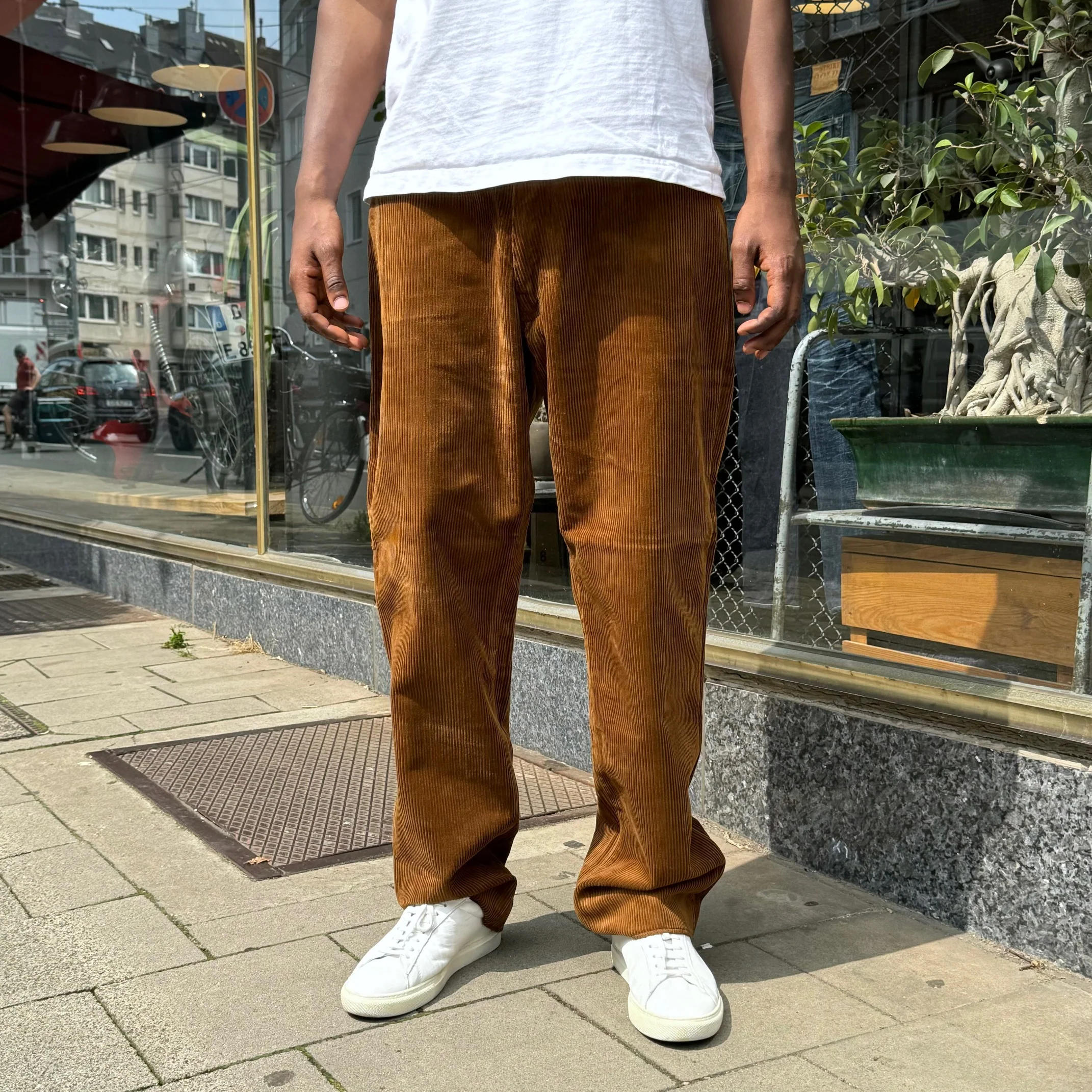 neat | corduroy pants brown - Image 4